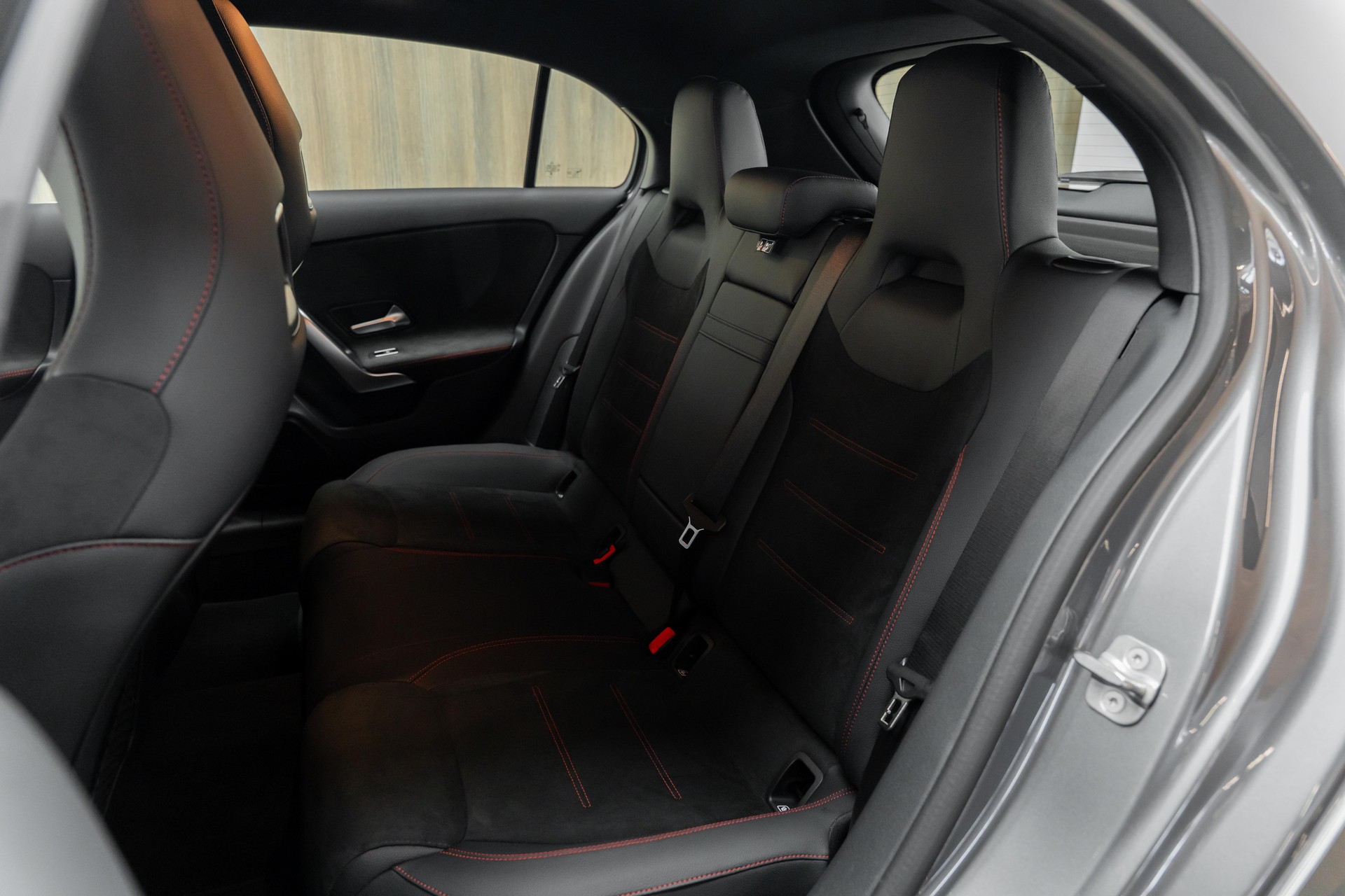 MERCEDES-BENZ A 220 d 8G-DCT-image-6