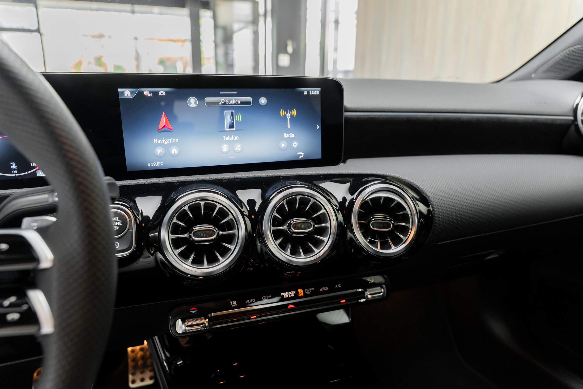 MERCEDES-BENZ A 220 d 8G-DCT-image-8