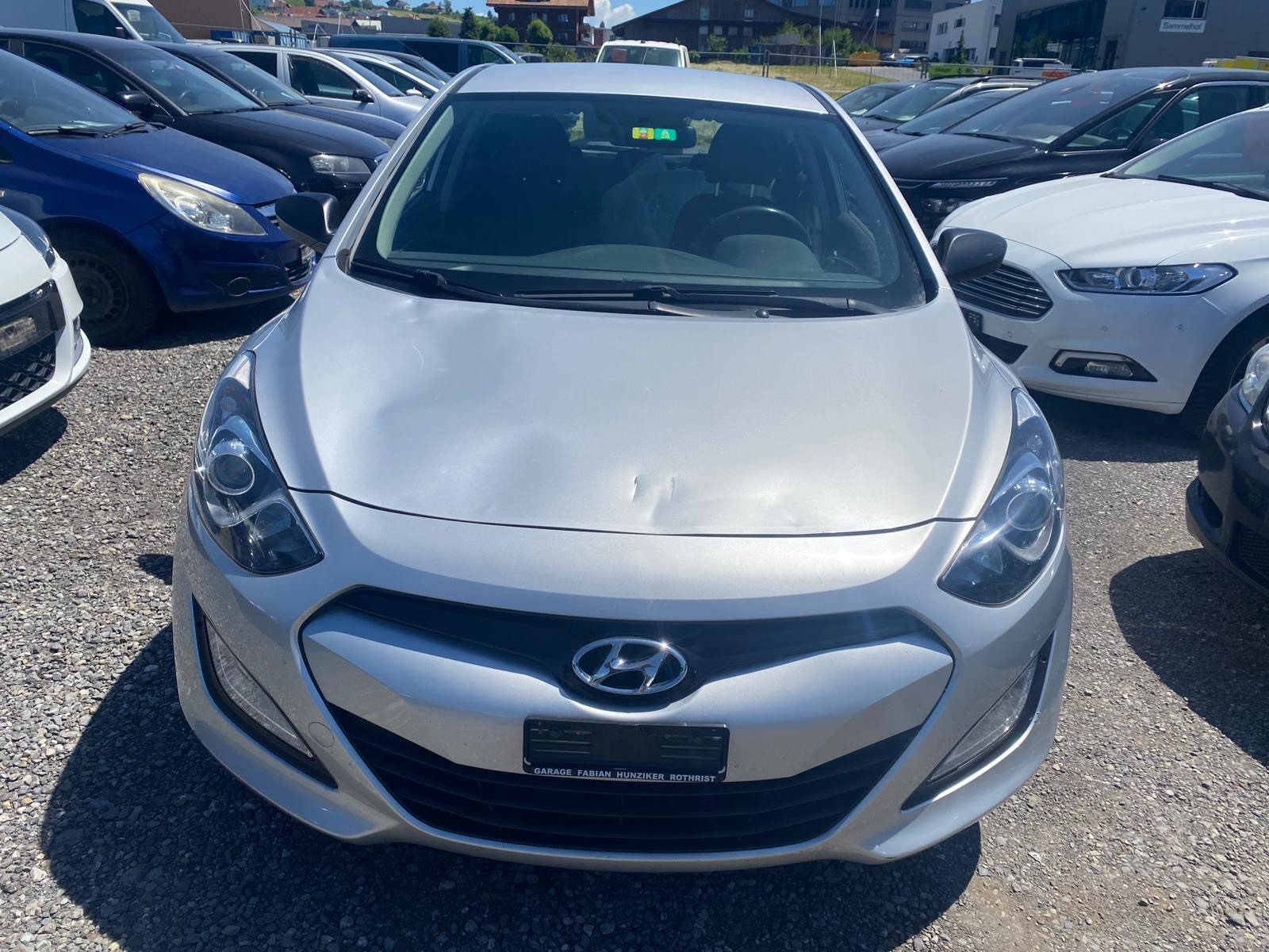 HYUNDAI i30 1.4 Comfort-image-2