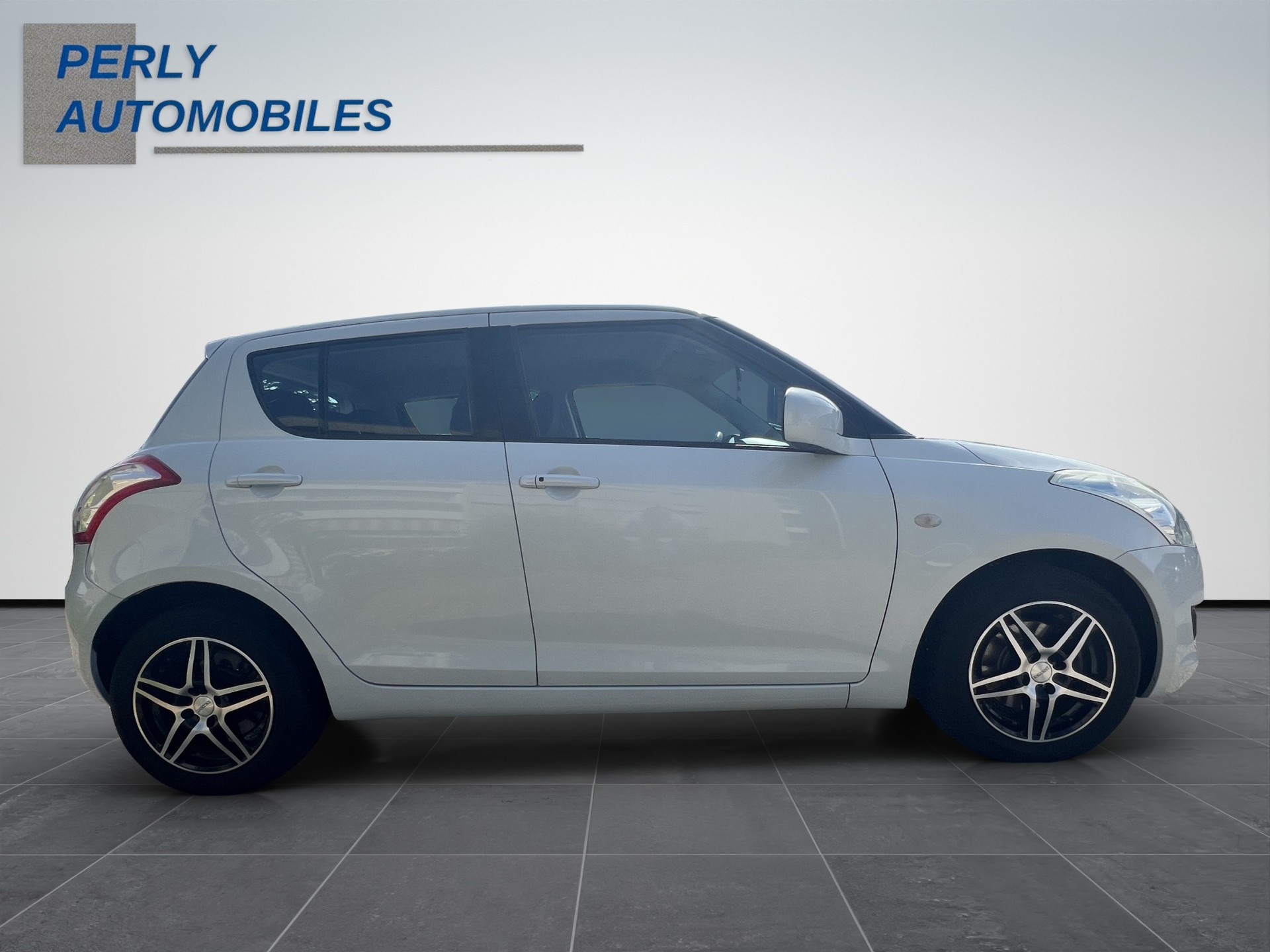 SUZUKI Swift 1.2i GL Top-image-6