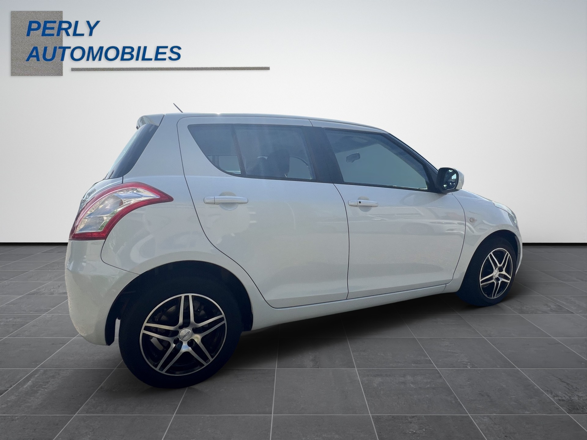 SUZUKI Swift 1.2i GL Top-image-5