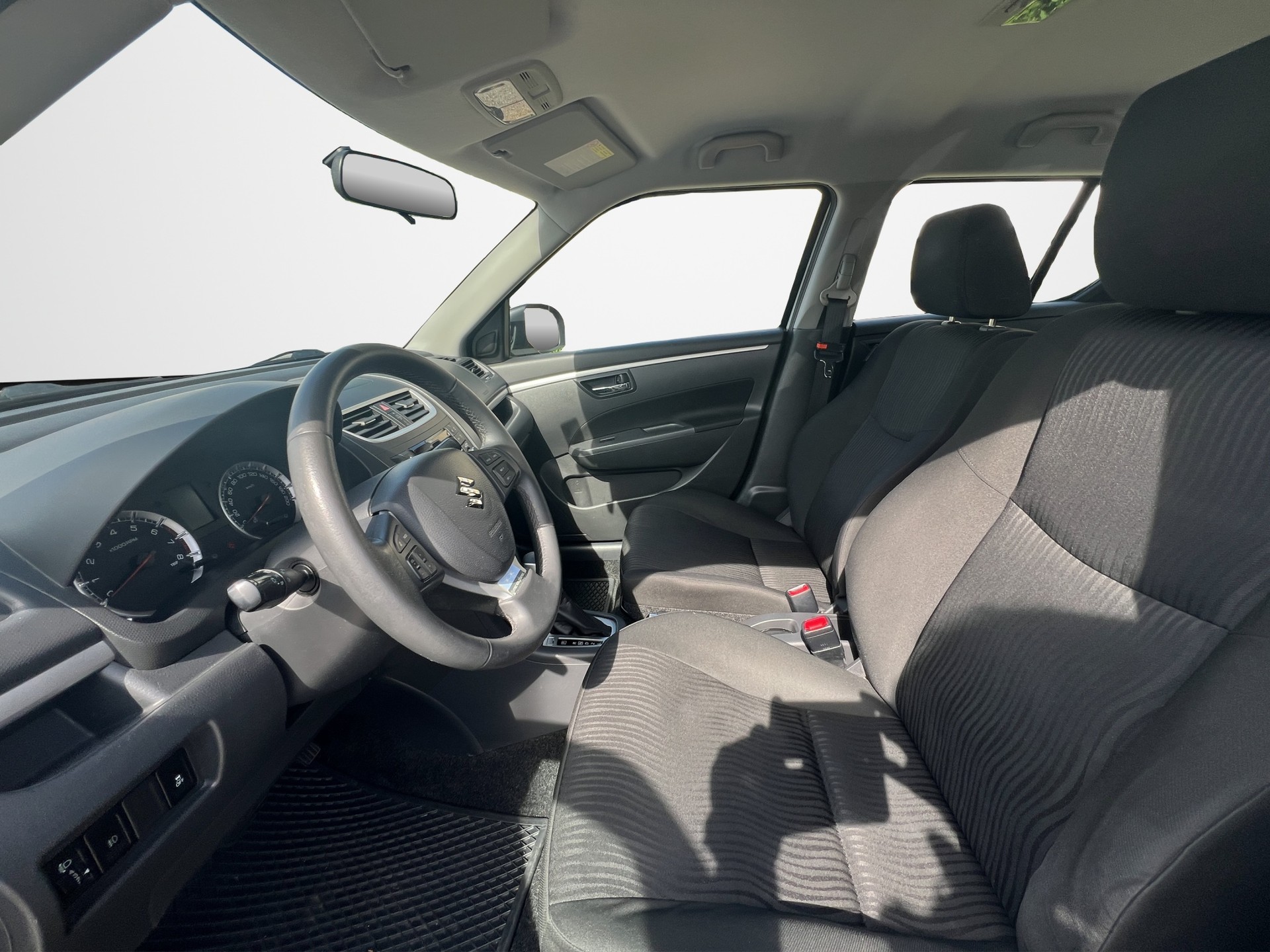 SUZUKI Swift 1.2i GL Top-image-8