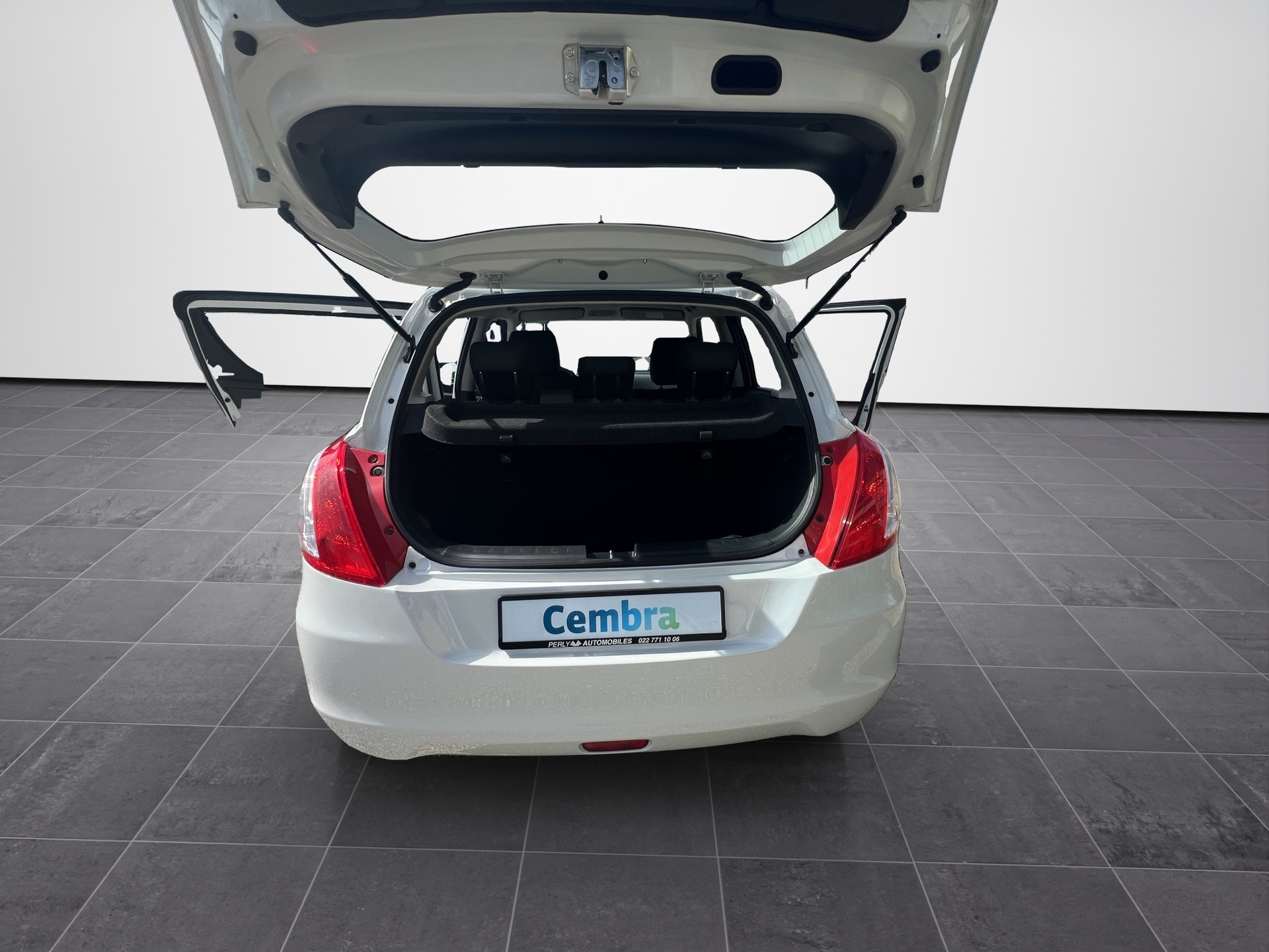 SUZUKI Swift 1.2i GL Top-image-15