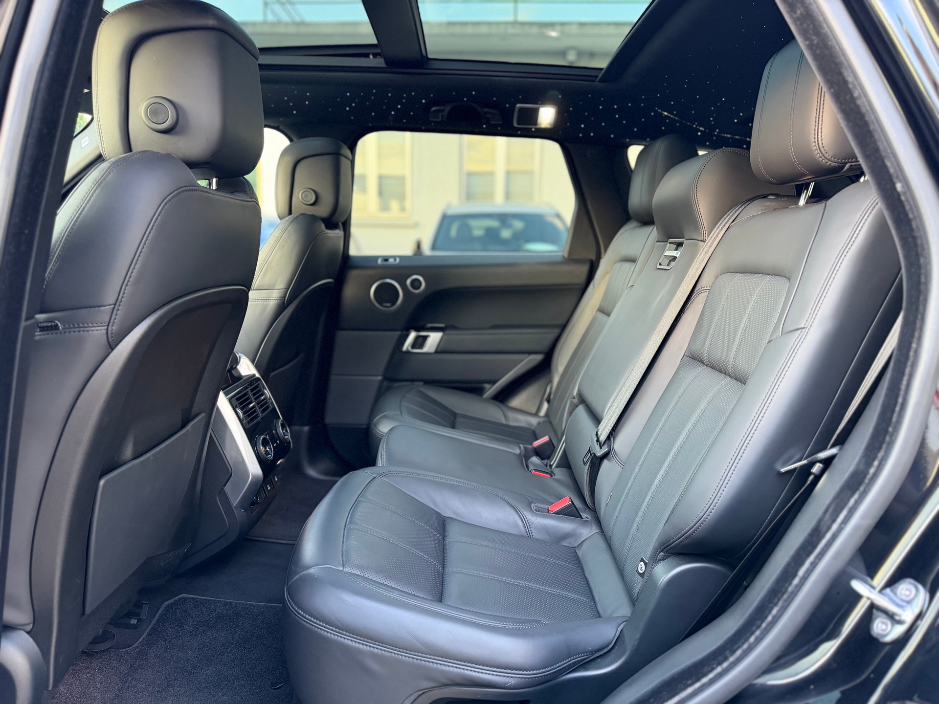 LAND ROVER Range Rover Sport 3.0 SDV6 HSE Dynamic Automatic-image-10