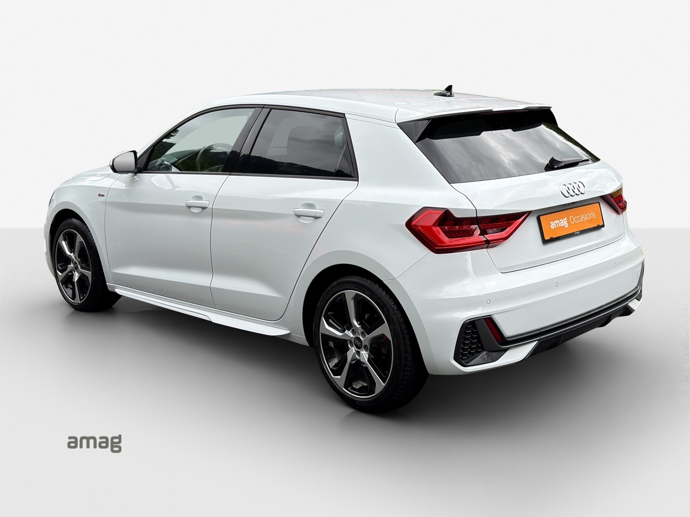 AUDI A1 Sportback 30 TFSI S Line Attraction S-tronic-image-2