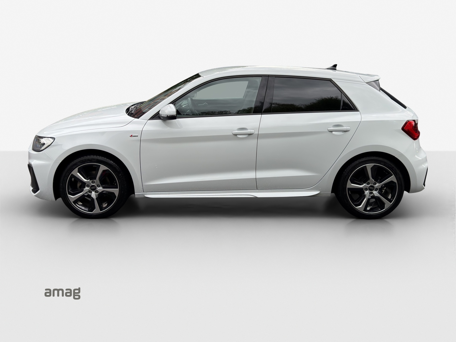 AUDI A1 Sportback 30 TFSI S Line Attraction S-tronic-image-1