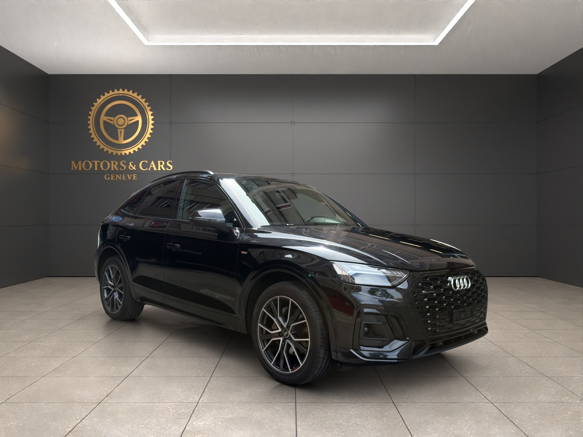 AUDI Q5 Sportback 40 TDI Blackedition quattro S-tronic-image-7