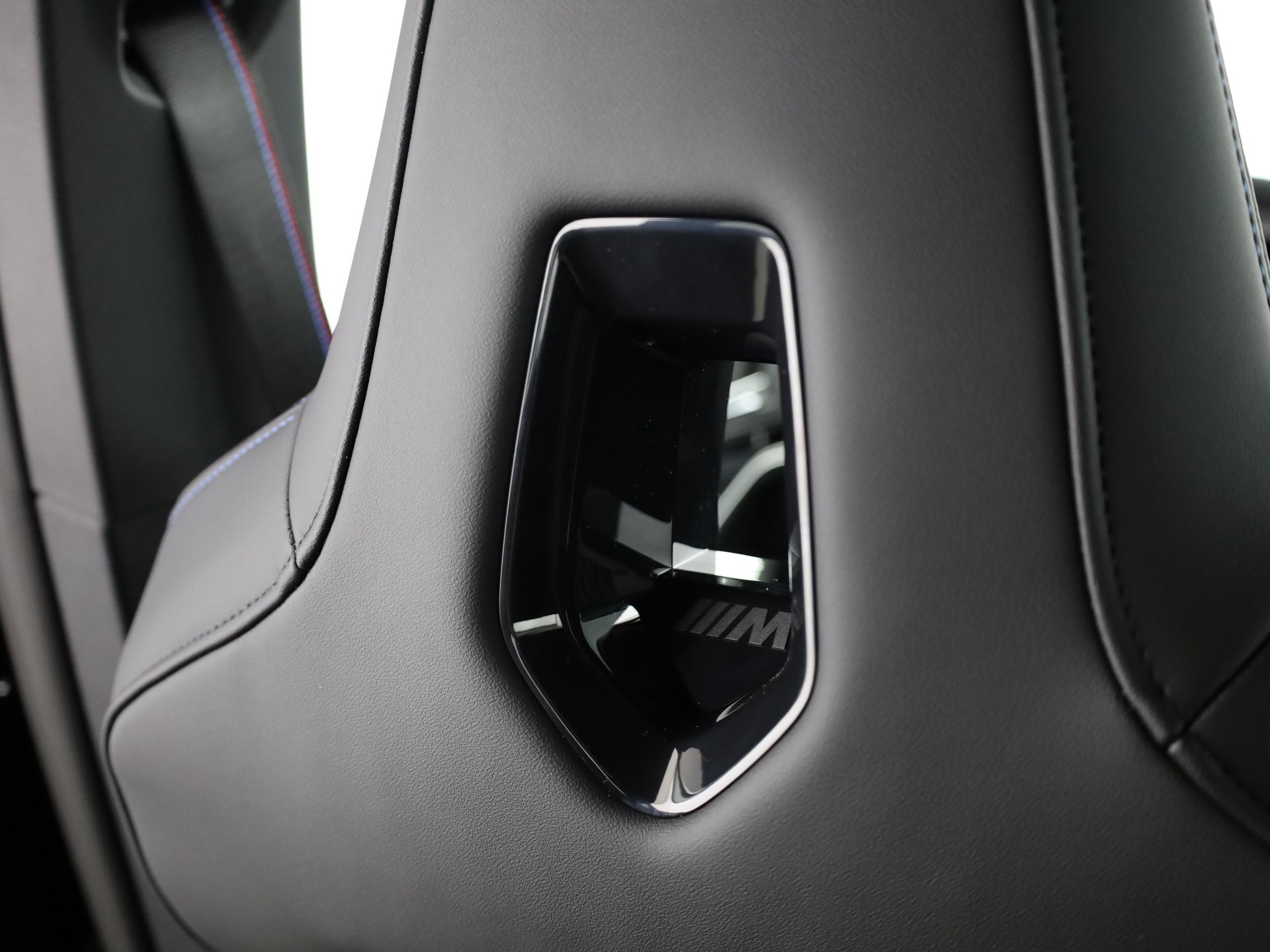 BMW X1 M35i-image-21