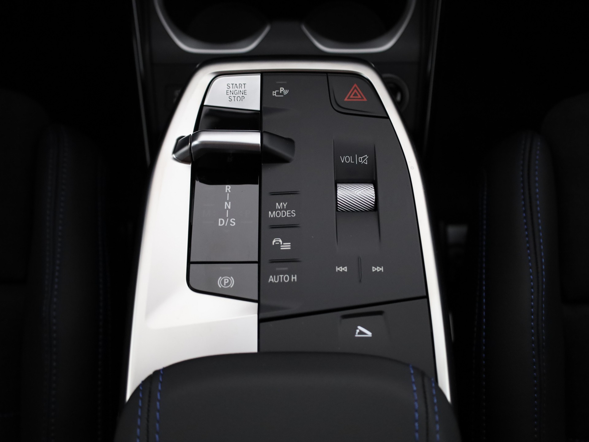 BMW X1 M35i-image-18