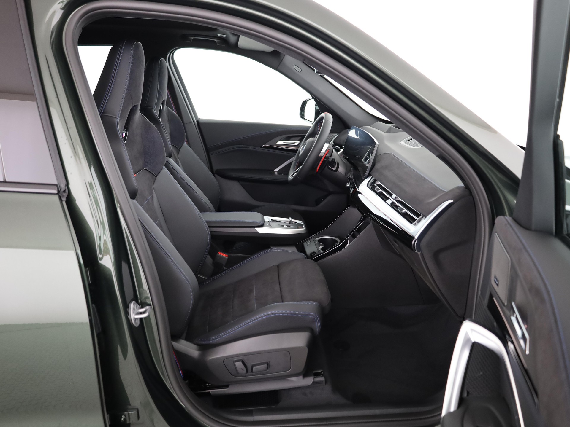 BMW X1 M35i-image-16