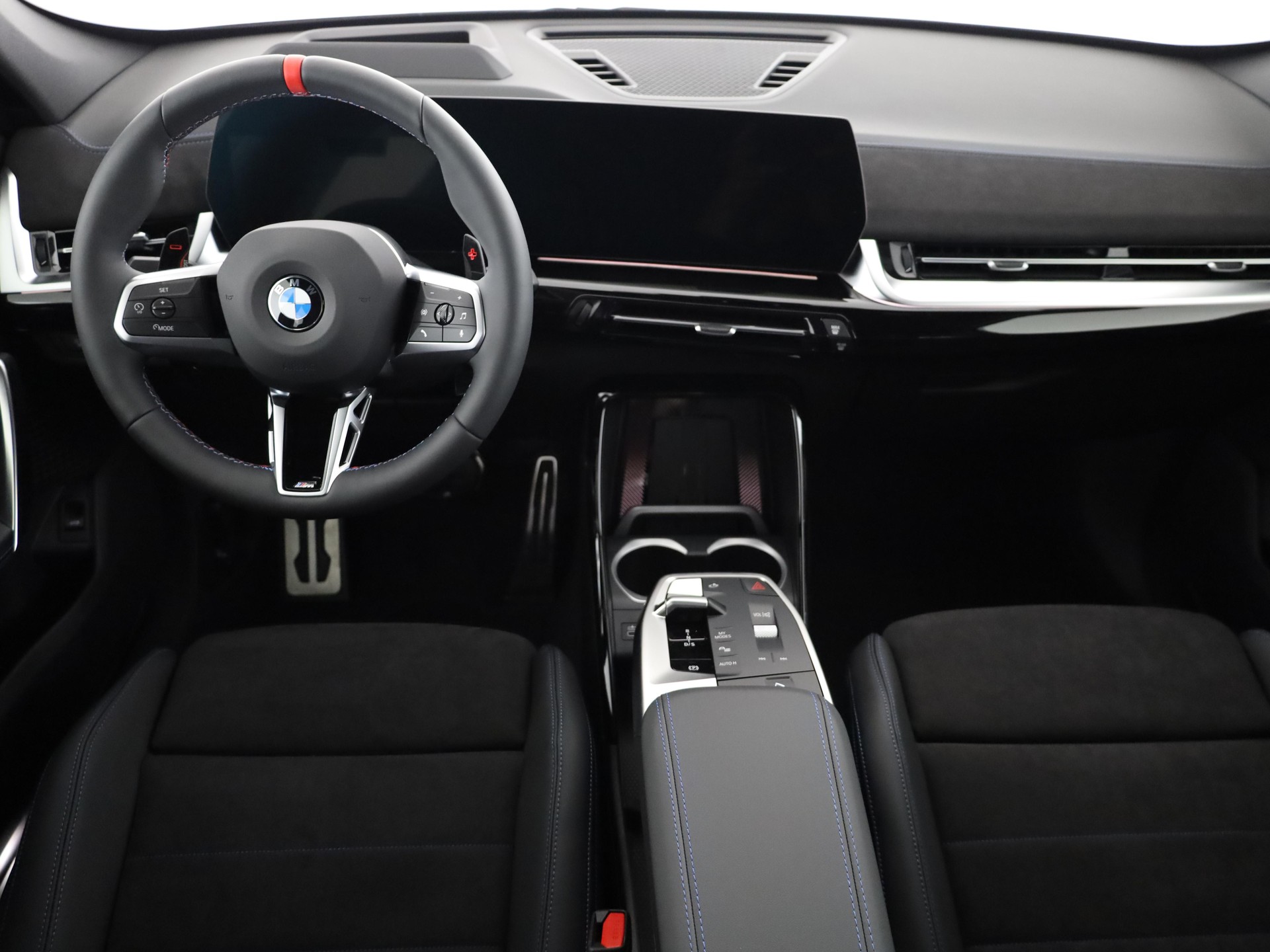 BMW X1 M35i-image-19