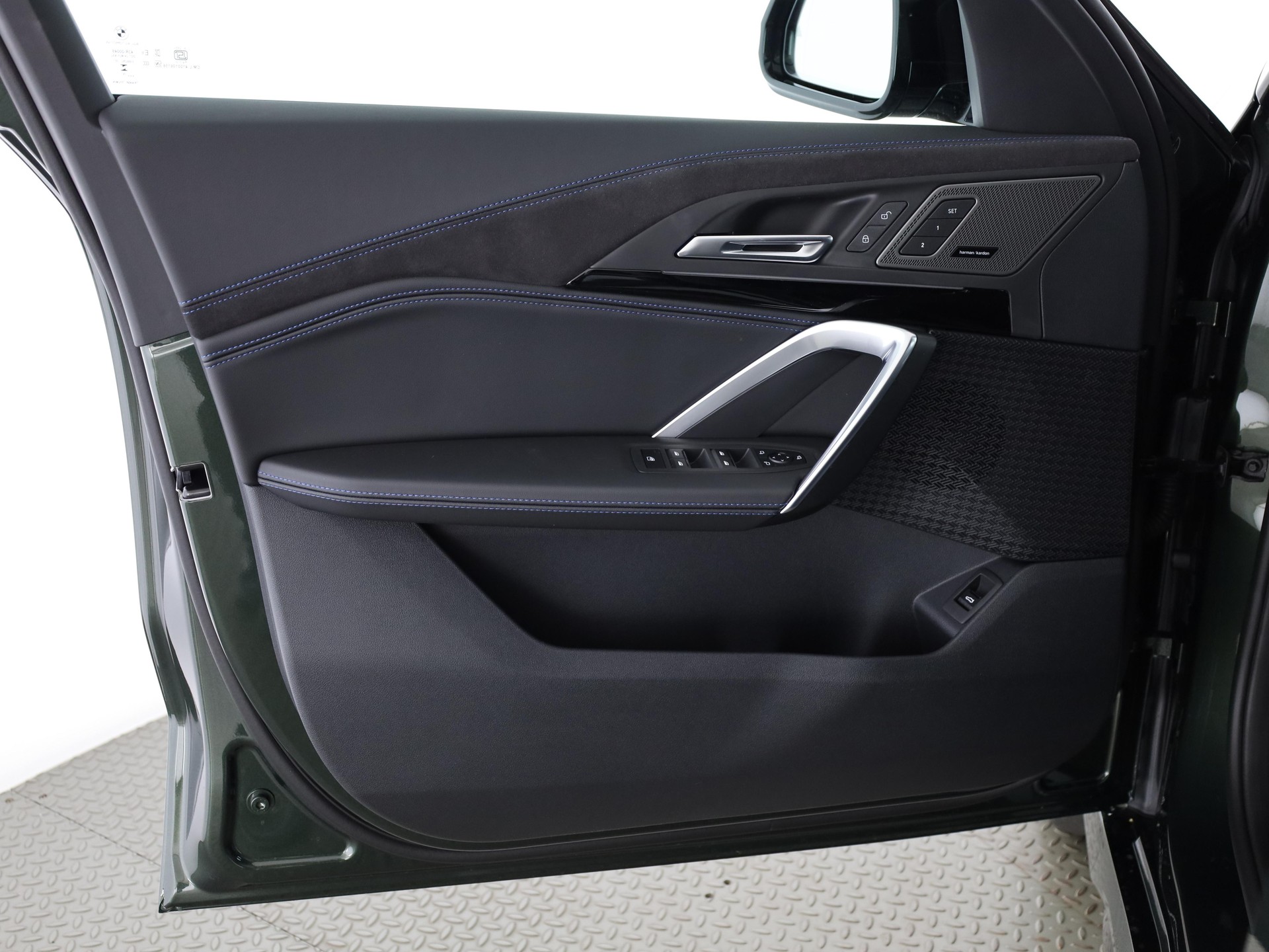BMW X1 M35i-image-11