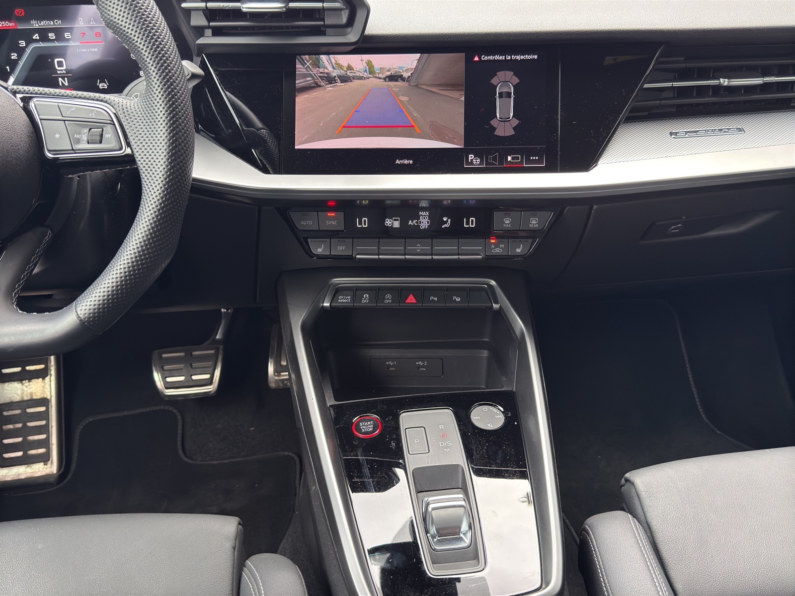 AUDI S3 Sportback 2.0 TFSI quattro S-tronic-image-10