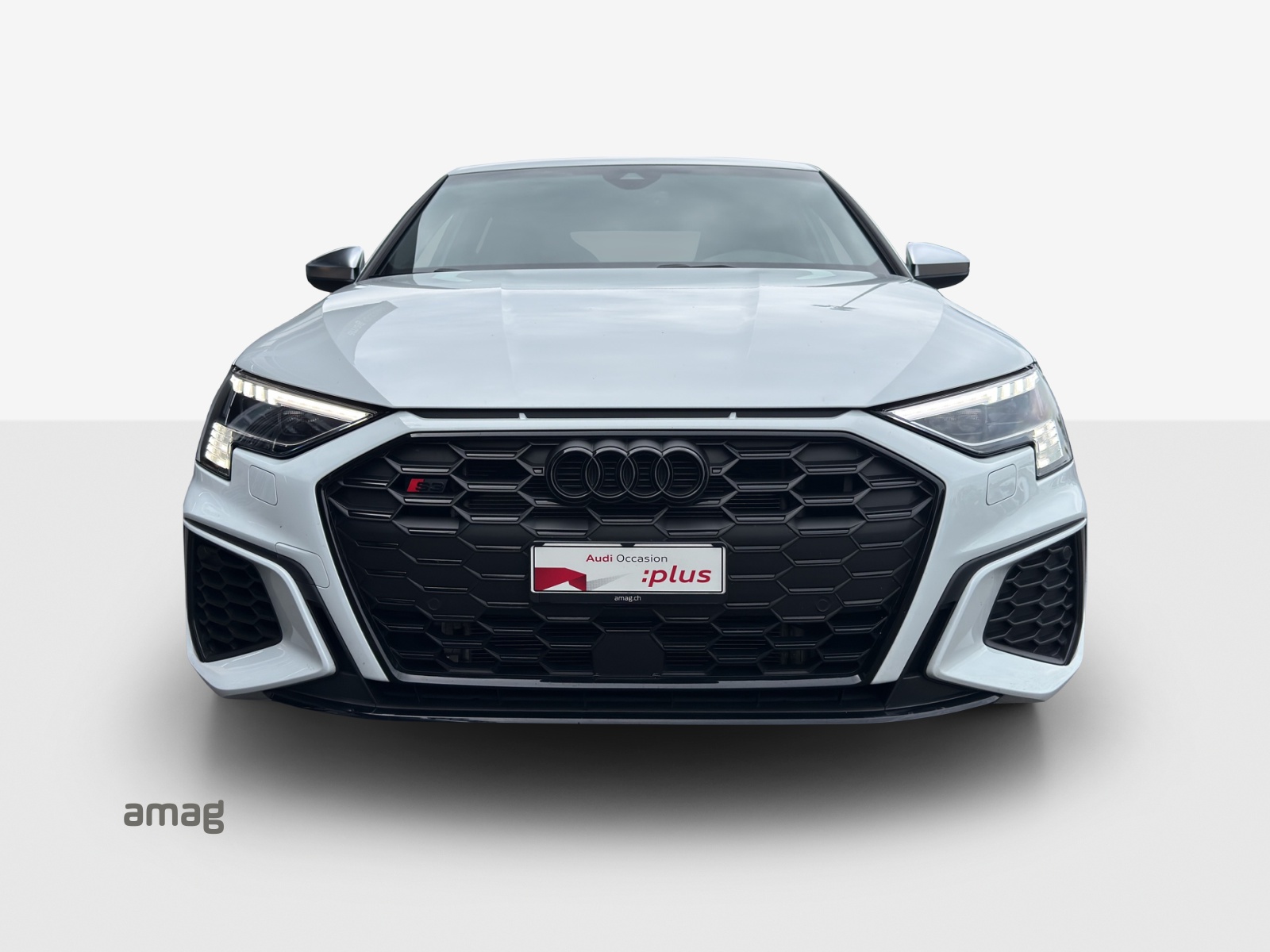 AUDI S3 Sportback 2.0 TFSI quattro S-tronic-image-6