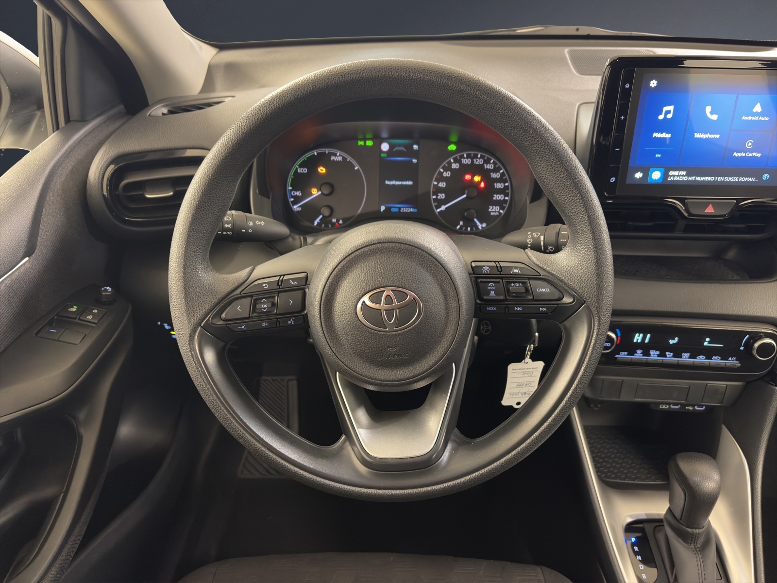 Image TOYOTA YARIS Yaris 1.5 Comfort e-CVT