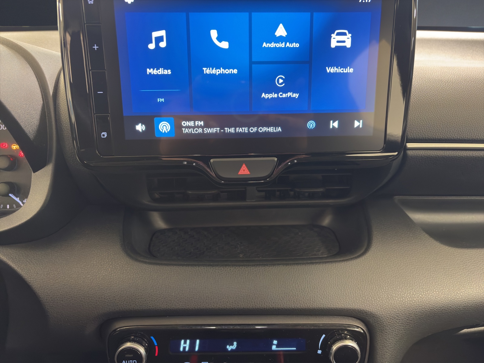 Image TOYOTA YARIS Yaris 1.5 Comfort e-CVT