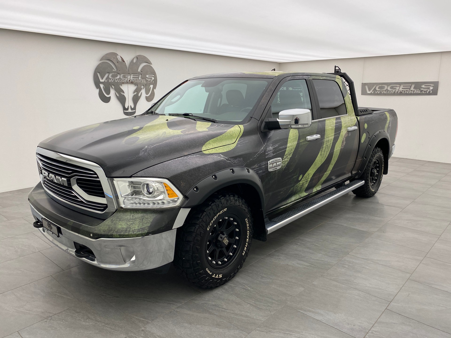 DODGE Ram 1500 5.7 Longhorn Crew Cab-image-0