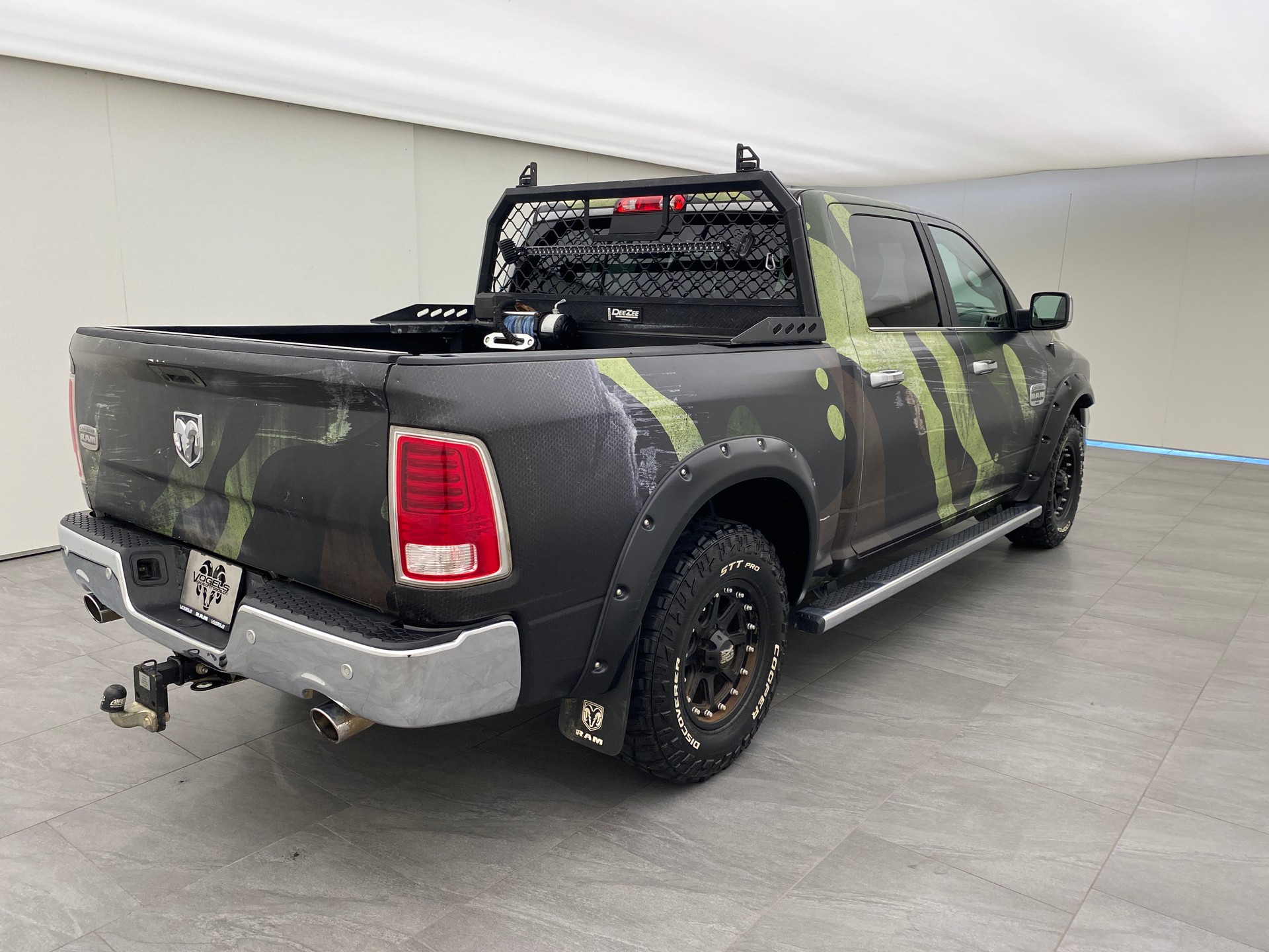 DODGE Ram 1500 5.7 Longhorn Crew Cab-image-3