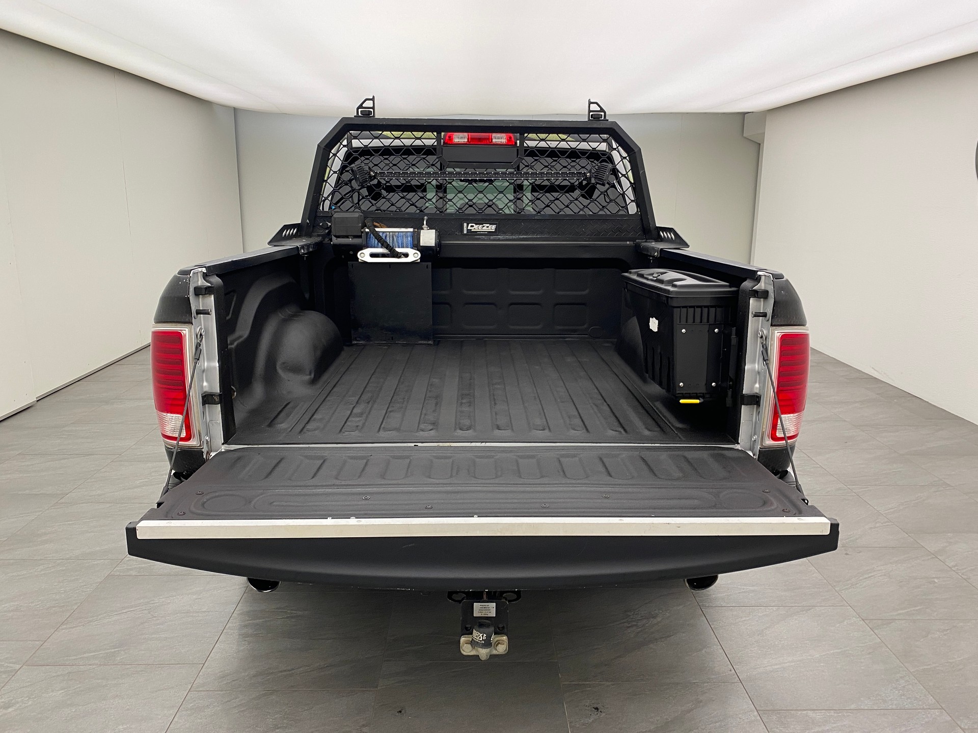 DODGE Ram 1500 5.7 Longhorn Crew Cab-image-15