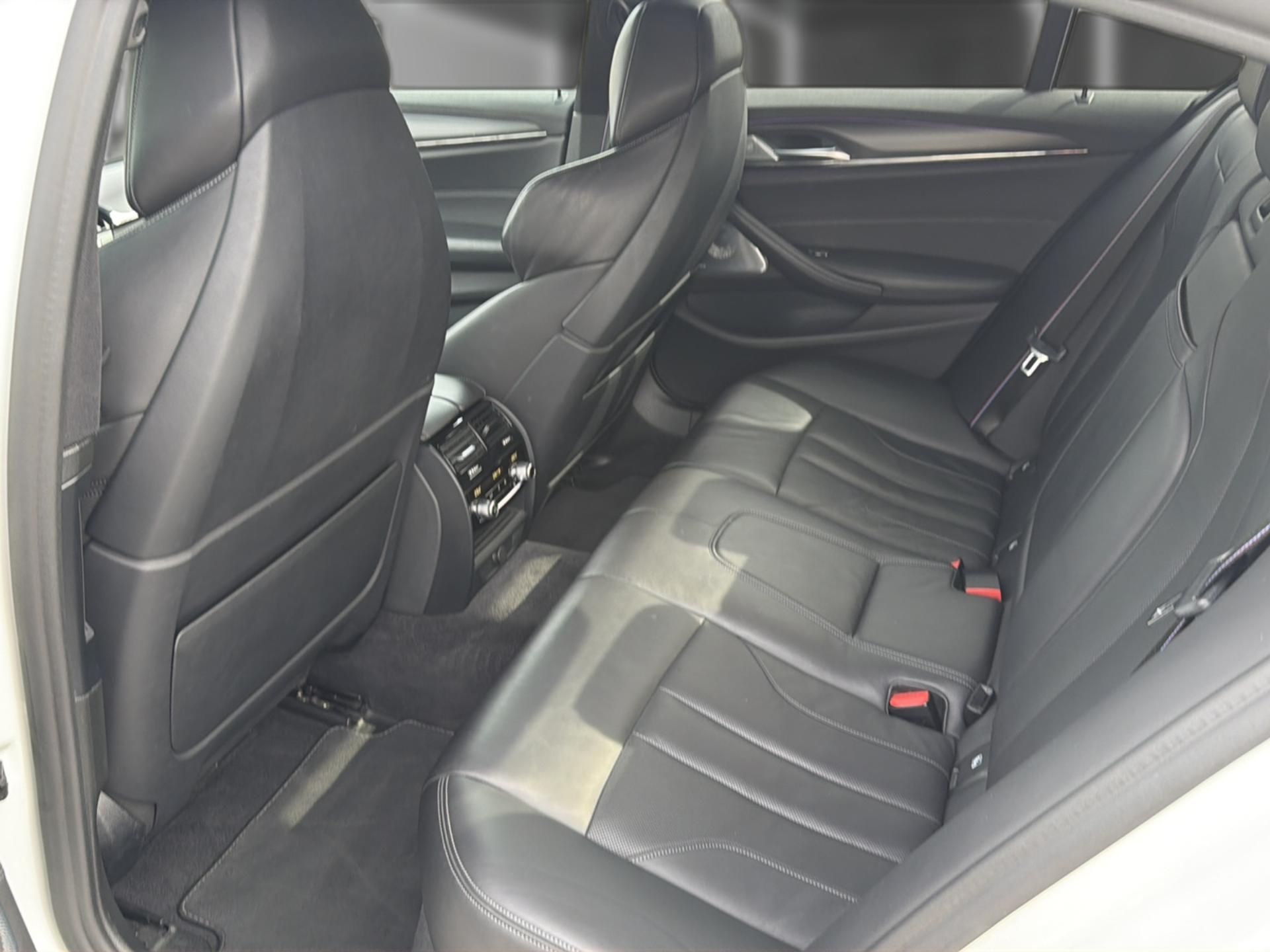 BMW M5 xDrive Competition Drivelogic-image-12