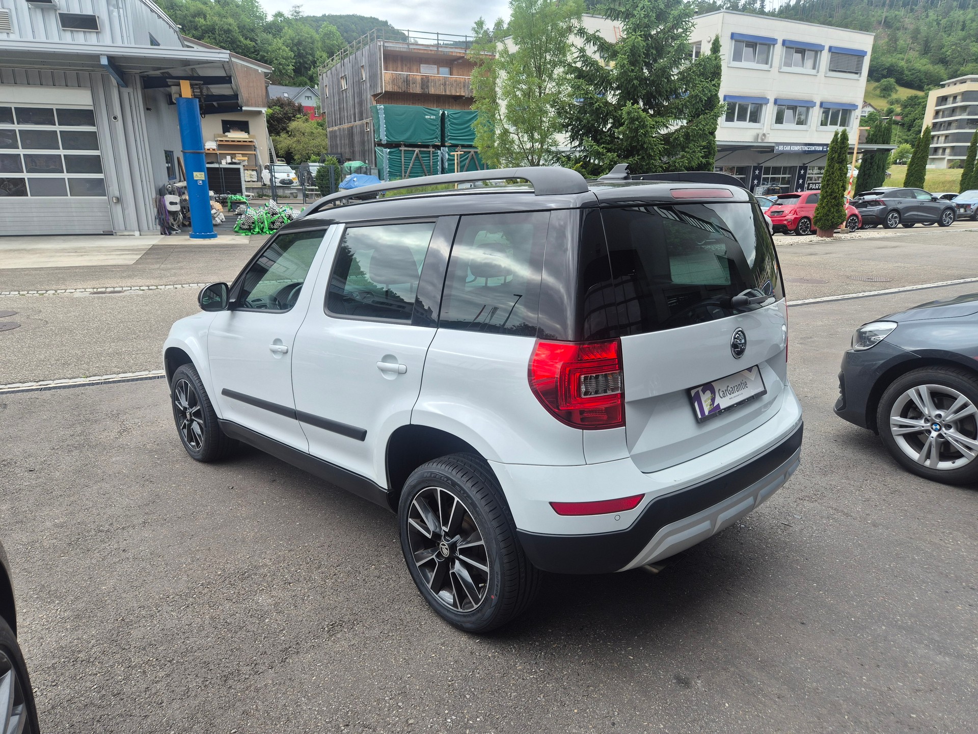 SKODA Yeti 1.8 TSI Elegance 4x4 DSG-image-4