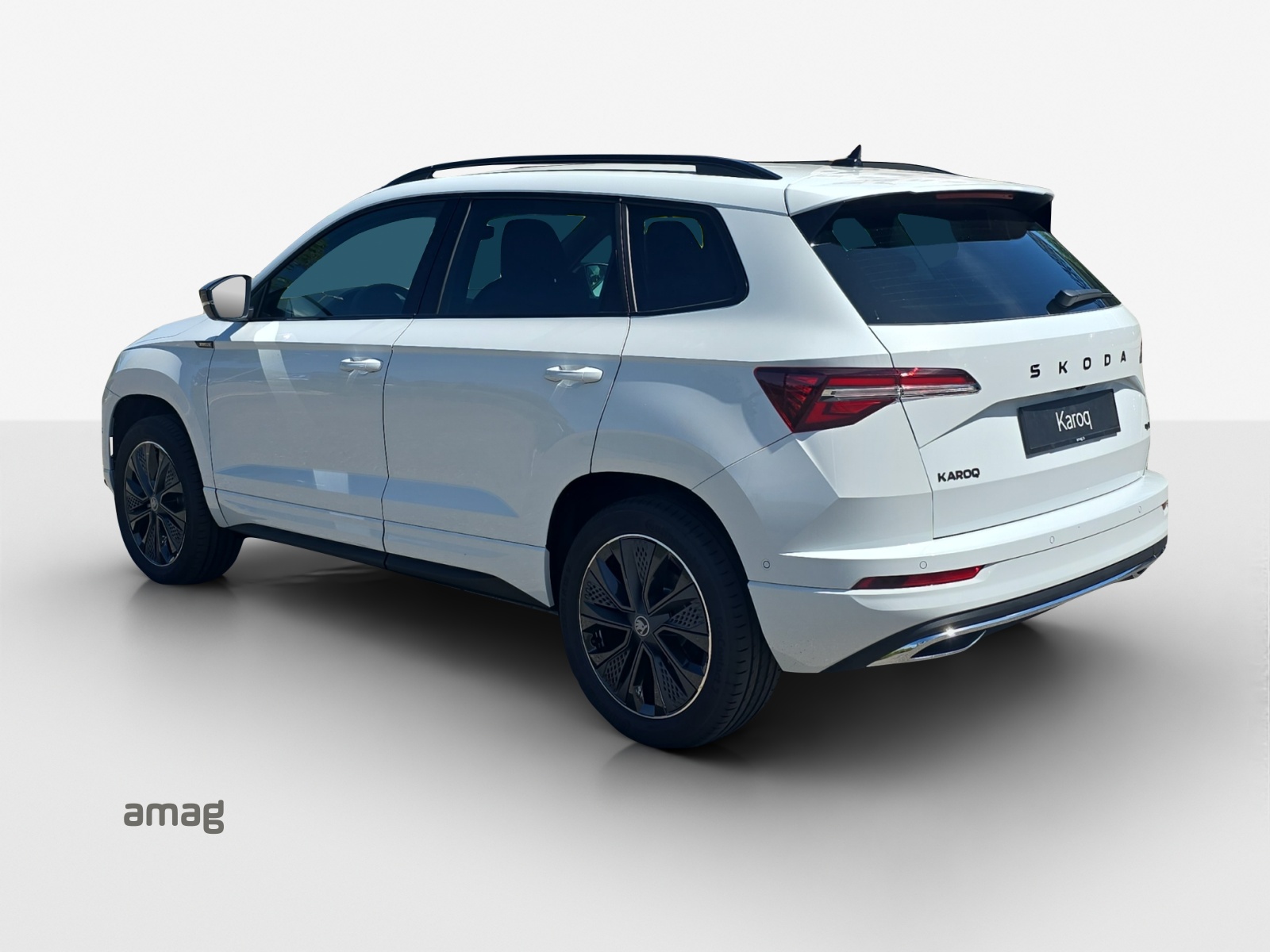 SKODA Karoq 2.0 TSI SportLine 4x4 DSG-image-2