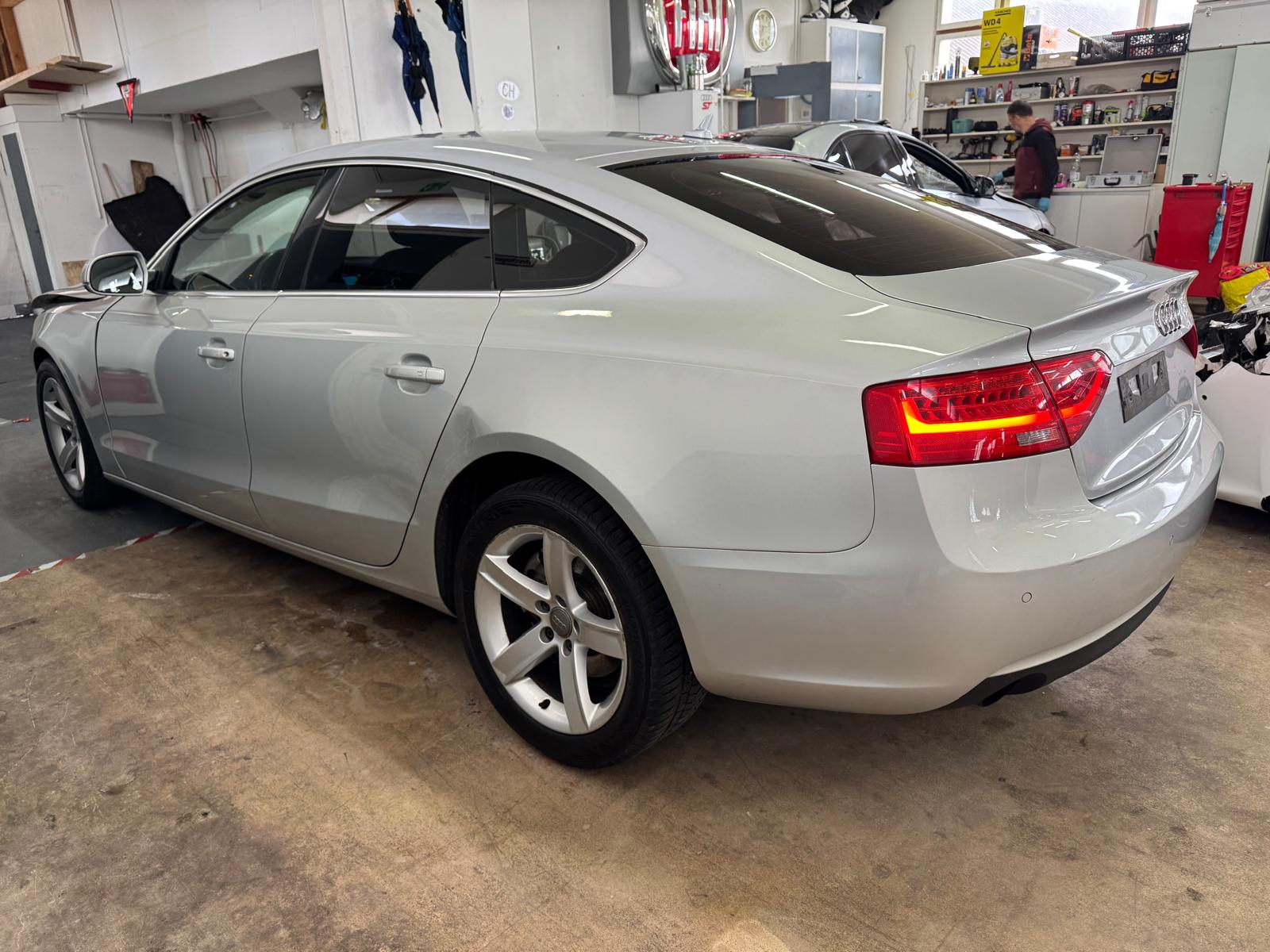 AUDI A5 Sportback 2.0 TFSI quattro S-tronic-image-2
