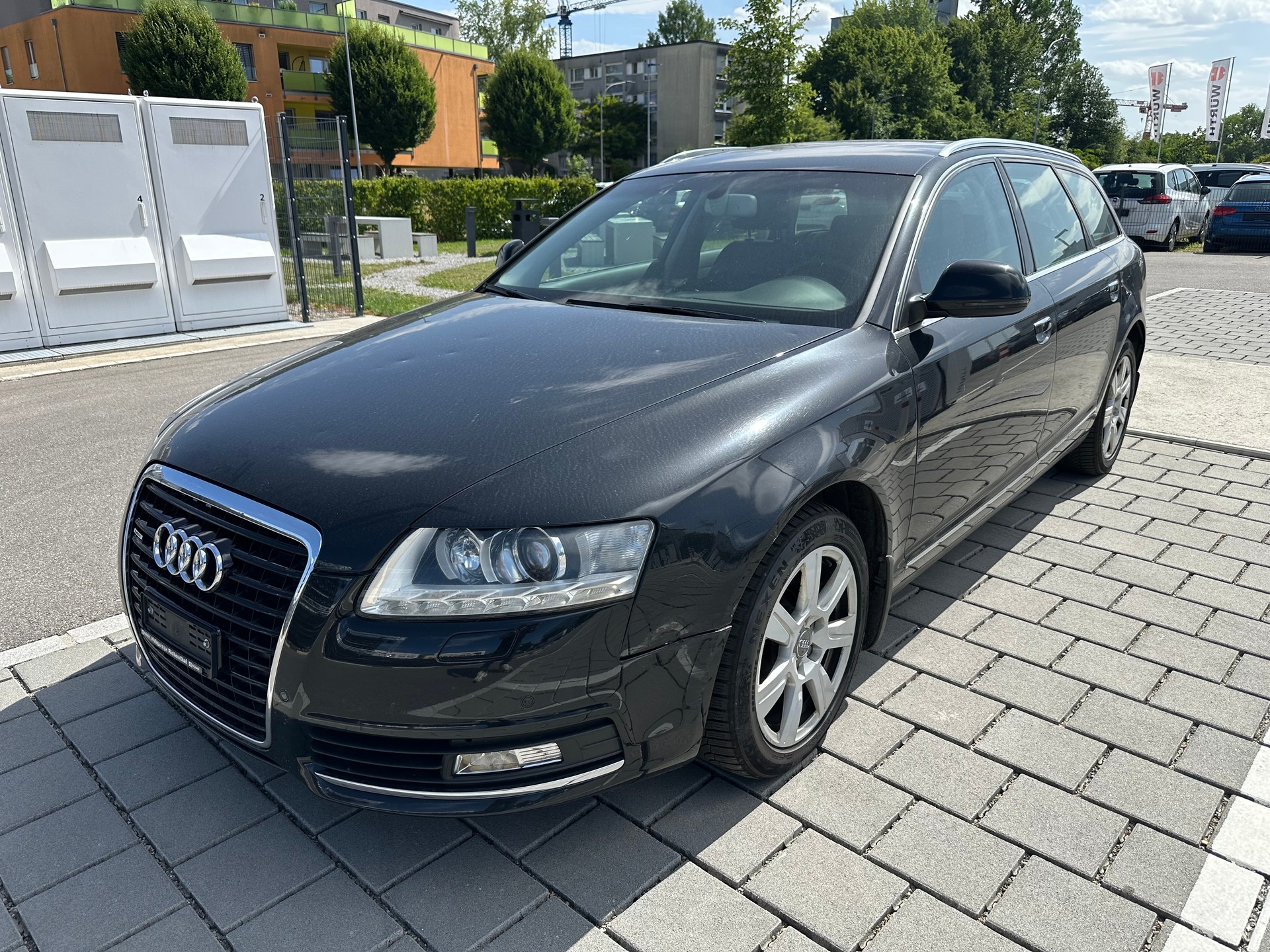 AUDI A6 Avant 3.0 V6 TDI quattro tiptronic-image-1