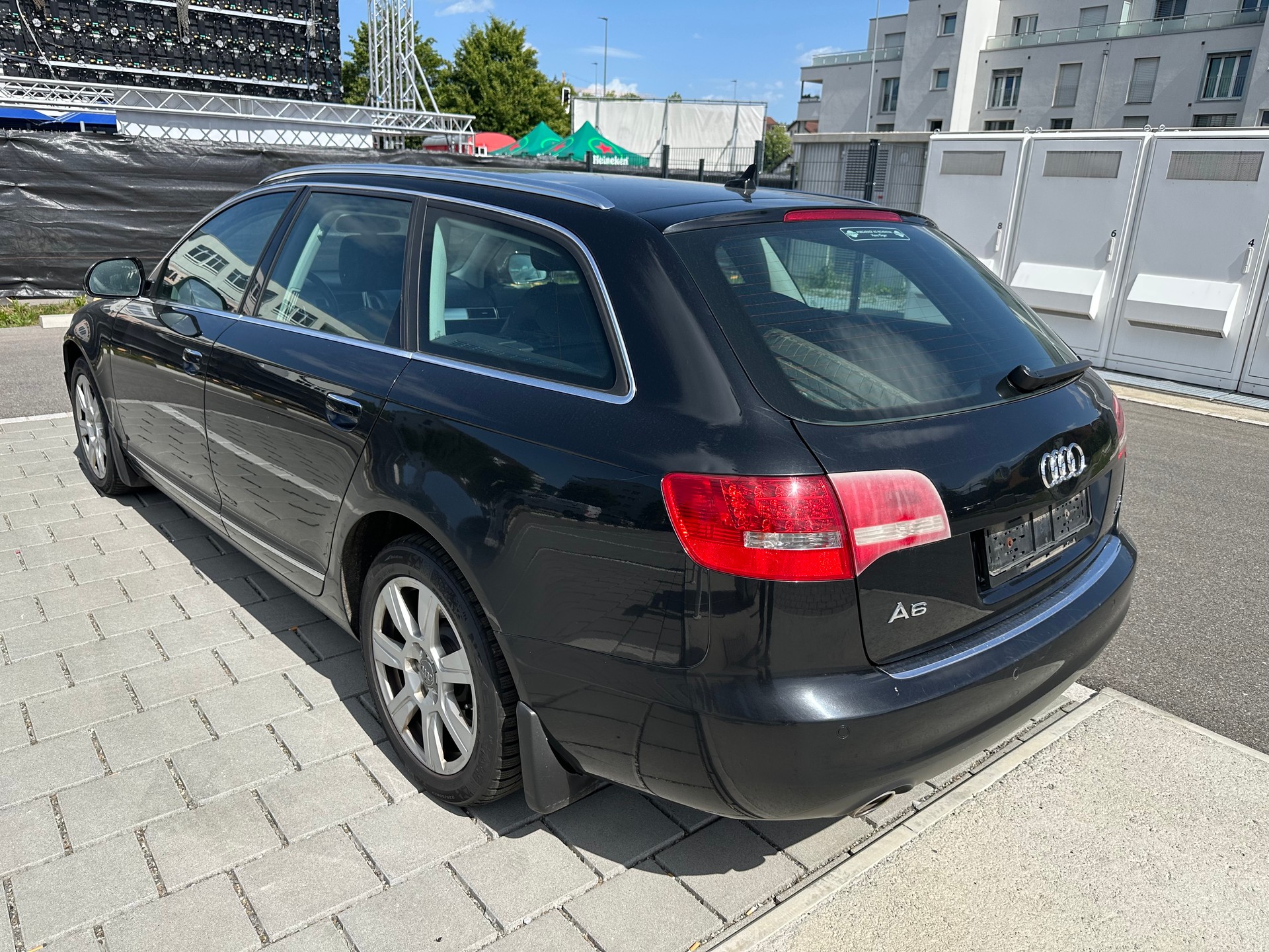 AUDI A6 Avant 3.0 V6 TDI quattro tiptronic-image-2