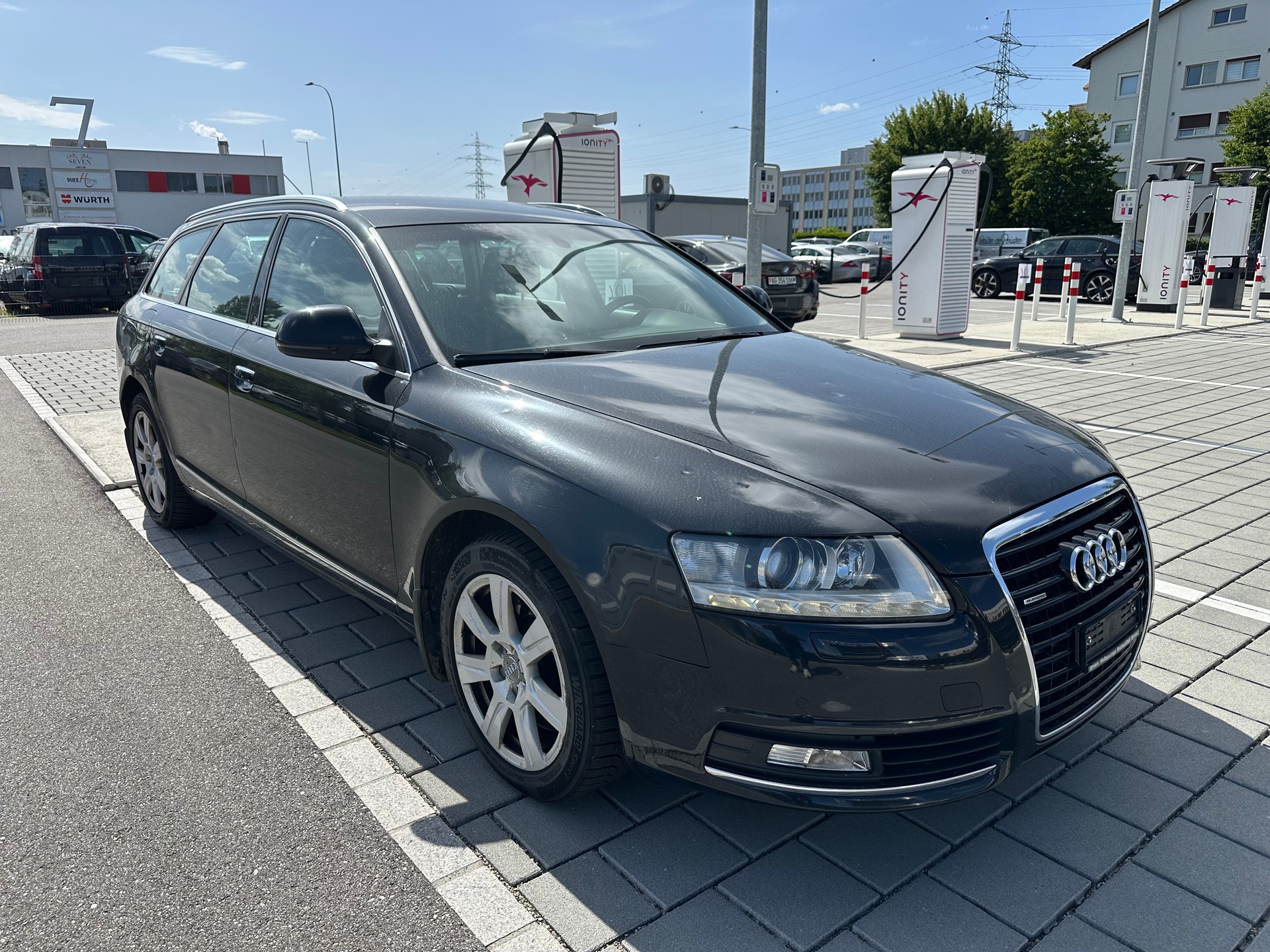 AUDI A6 Avant 3.0 V6 TDI quattro tiptronic-image-0
