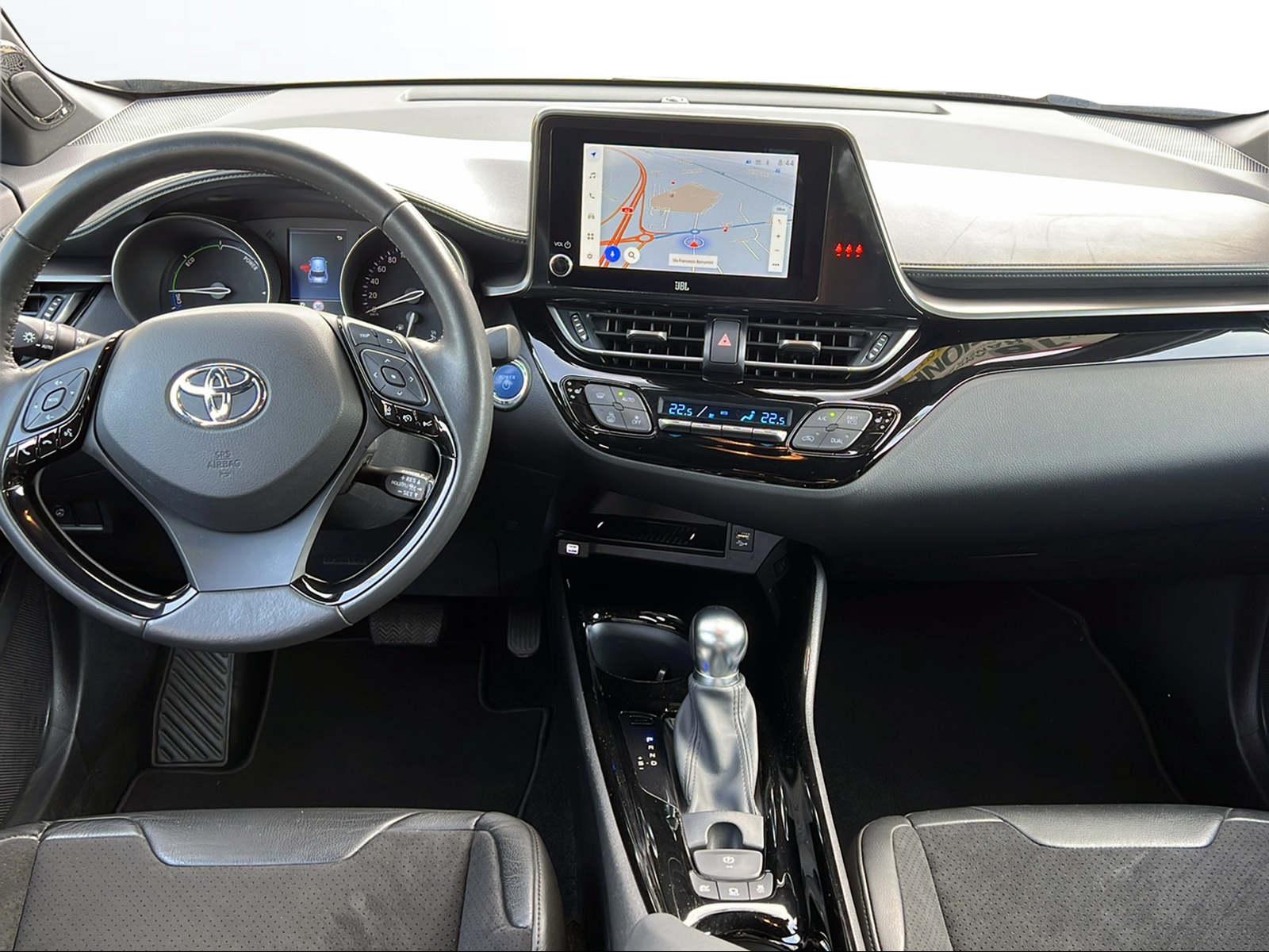 TOYOTA C-HR 2.0 VVTi HSD Move-image-9