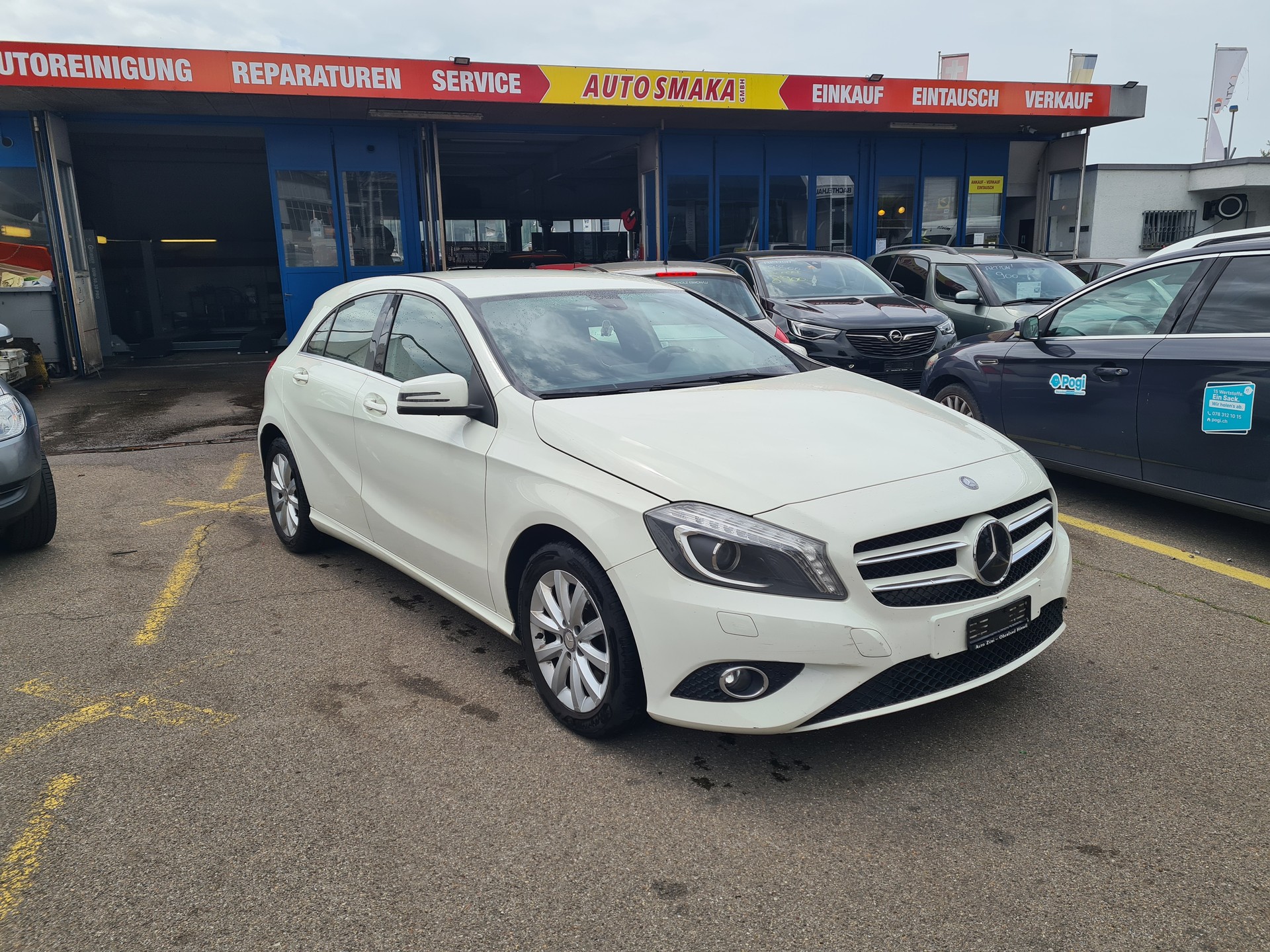 MERCEDES-BENZ A 180 Style 7G-DCT-image-0