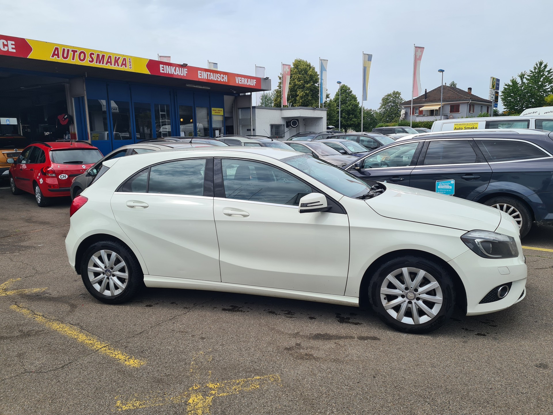MERCEDES-BENZ A 180 Style 7G-DCT-image-1