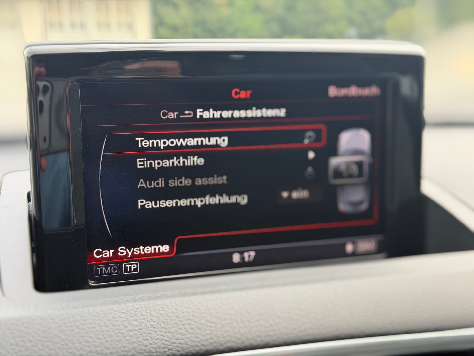 AUDI Q3 2.0 TFSI design quattro S-tronic-image-20