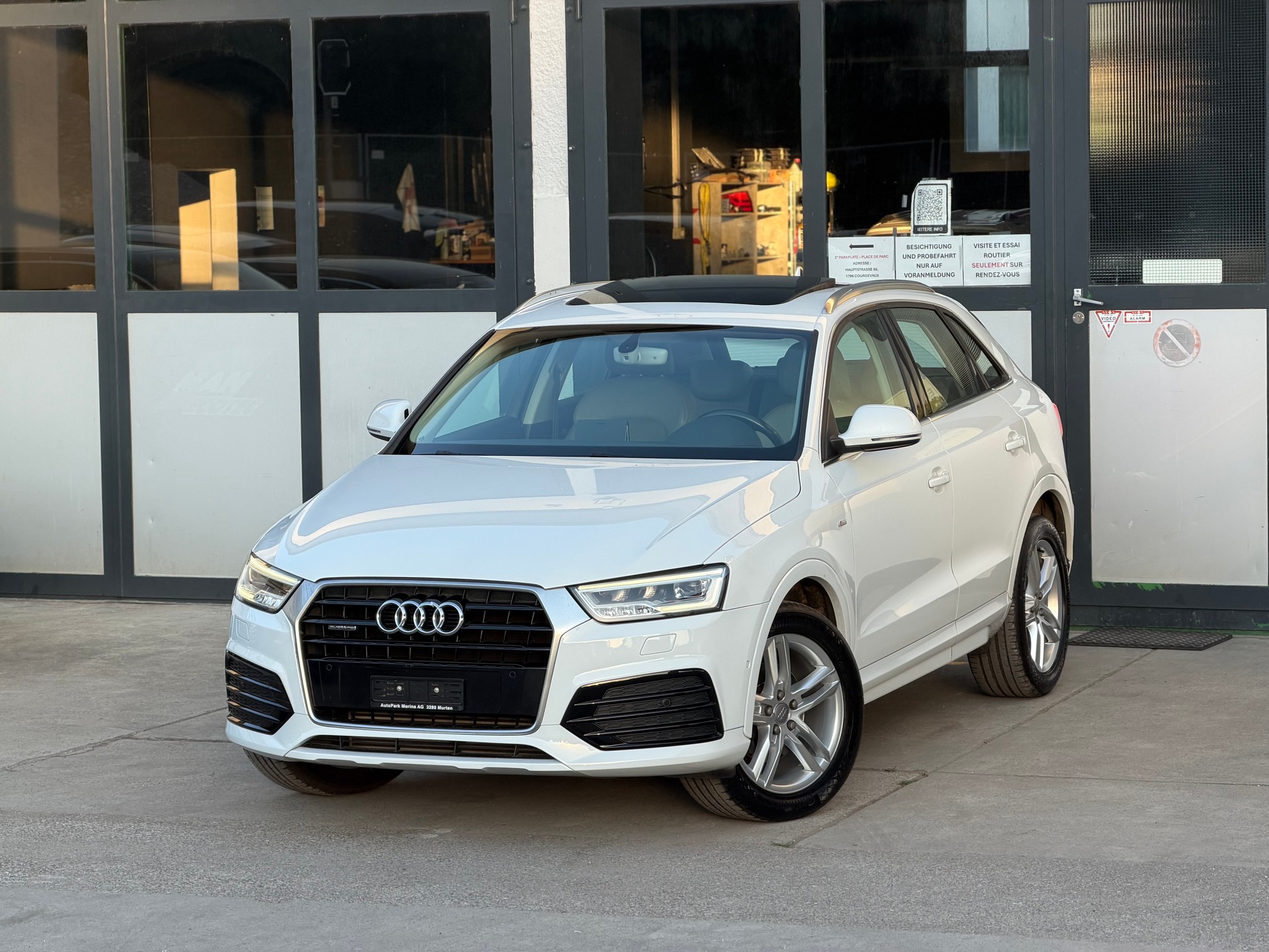 AUDI Q3 2.0 TFSI design quattro S-tronic-image-0