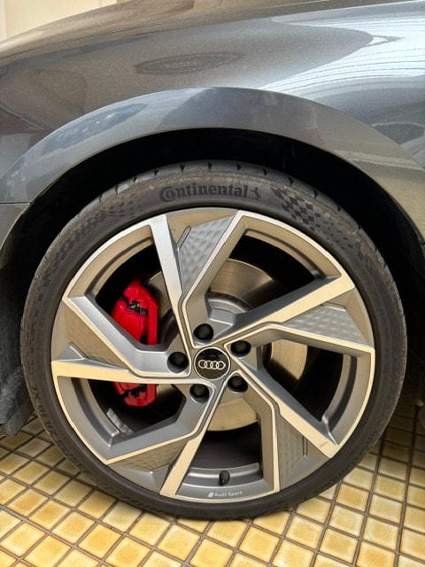 AUDI S3 Sportback 2.0 TFSI quattro S-tronic-image-6