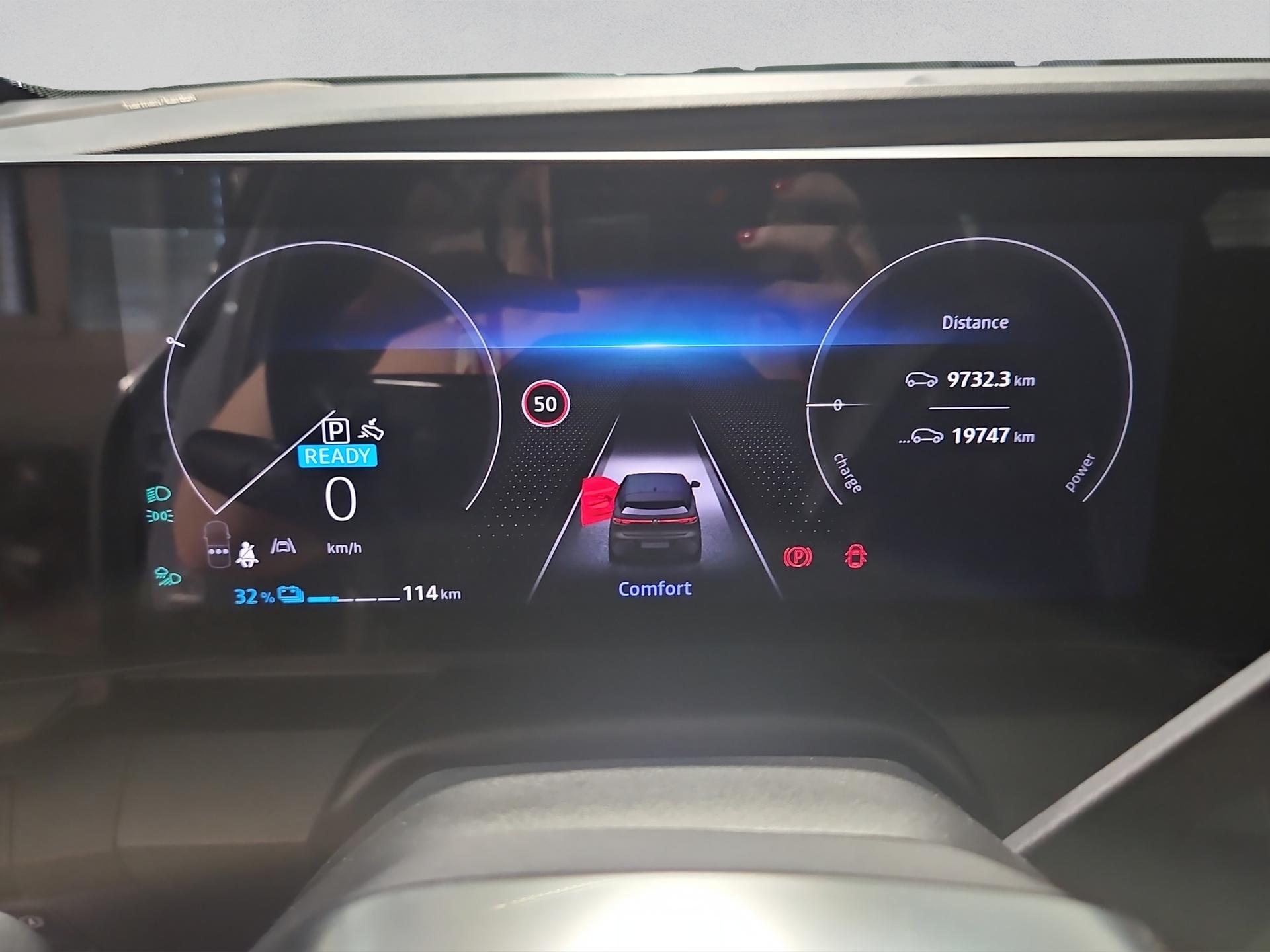 RENAULT Mégane E-TECH EV60 Iconic-image-10