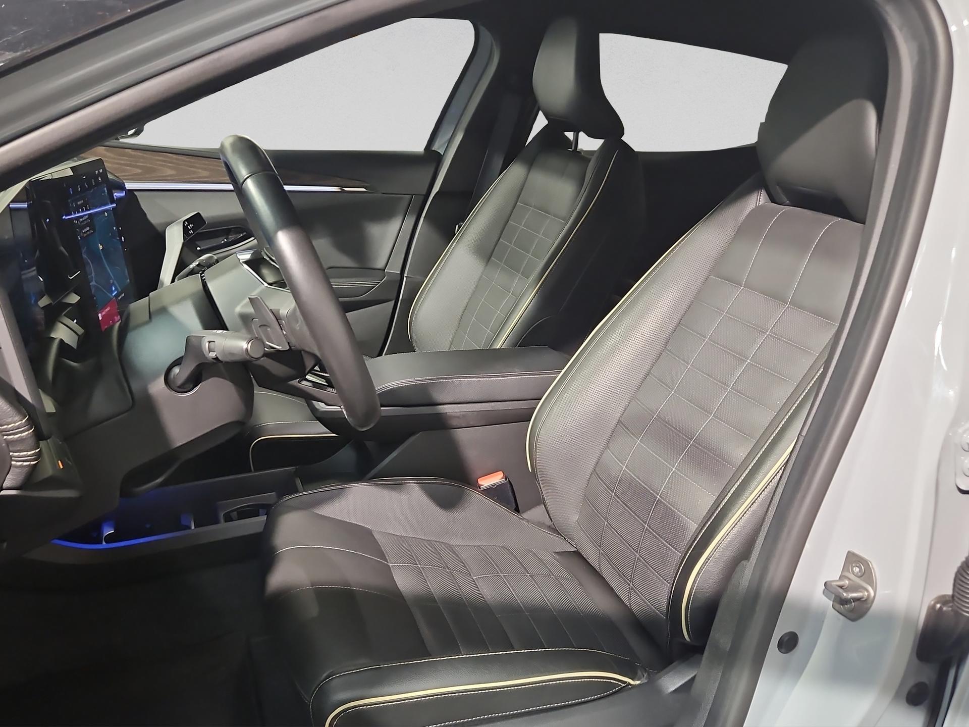 RENAULT Mégane E-TECH EV60 Iconic-image-8