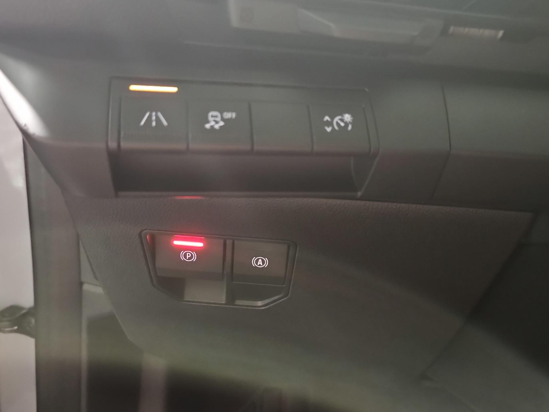 RENAULT Mégane E-TECH EV60 Iconic-image-21