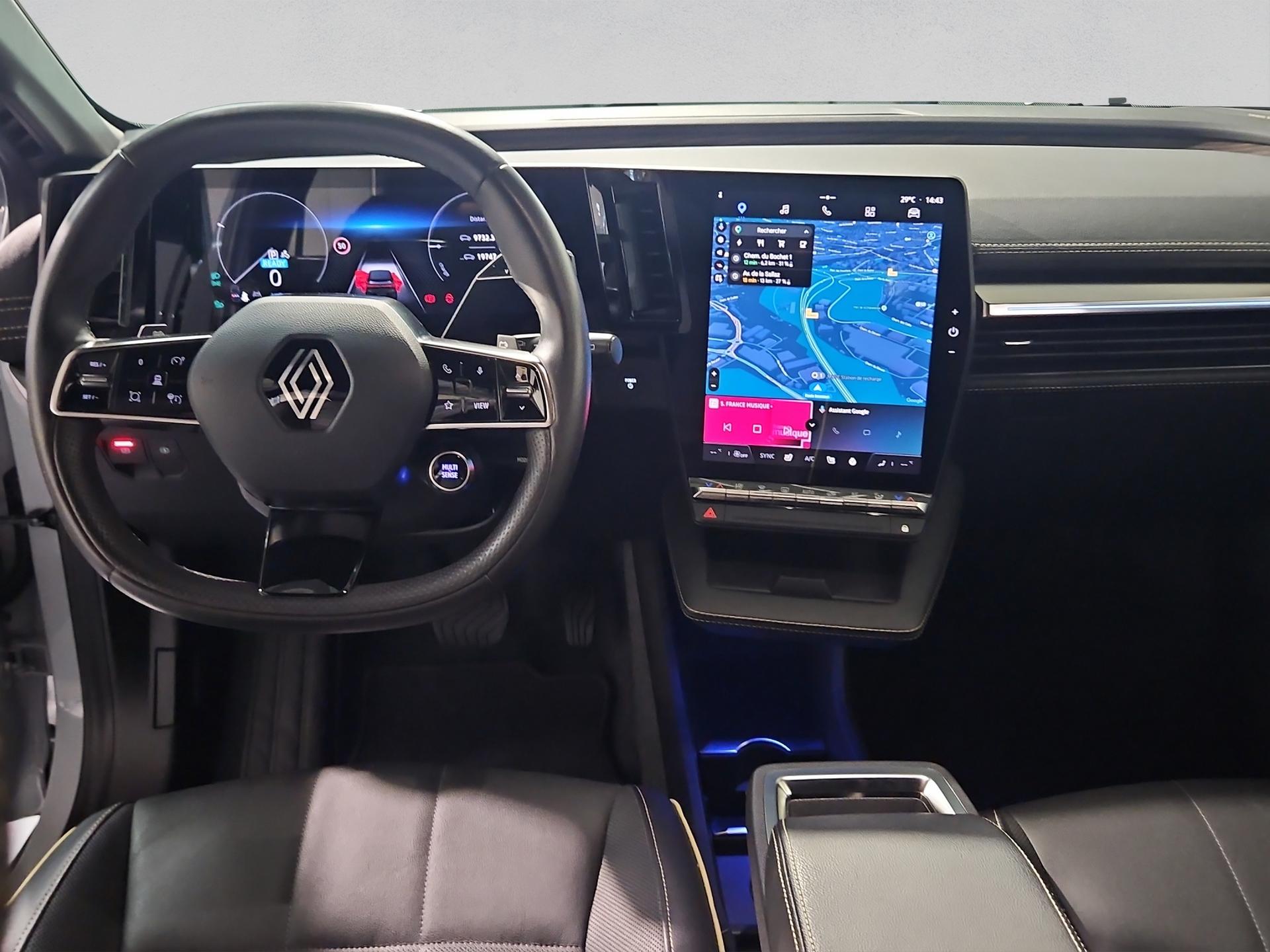 RENAULT Mégane E-TECH EV60 Iconic-image-12