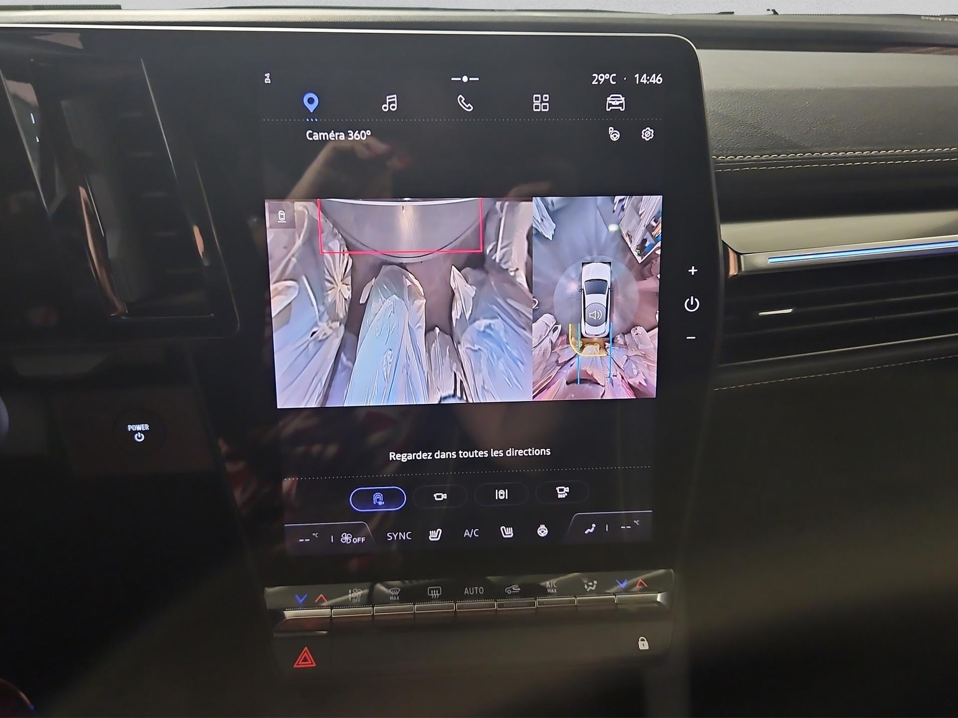 RENAULT Mégane E-TECH EV60 Iconic-image-18