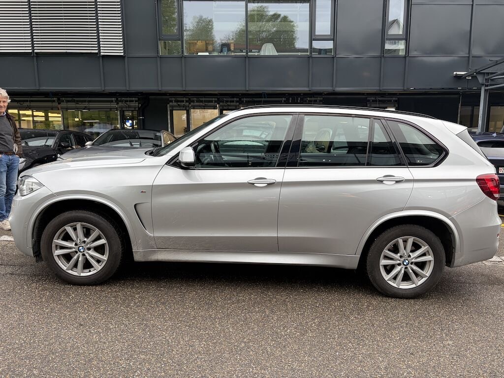 BMW X5 xDrive 30d Steptronic-image-5