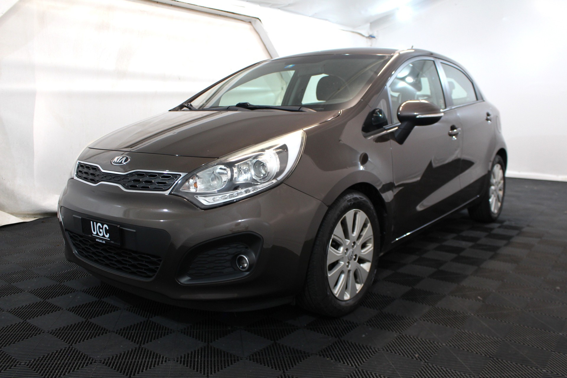 KIA Rio 1.4 CVVT Style-image-2
