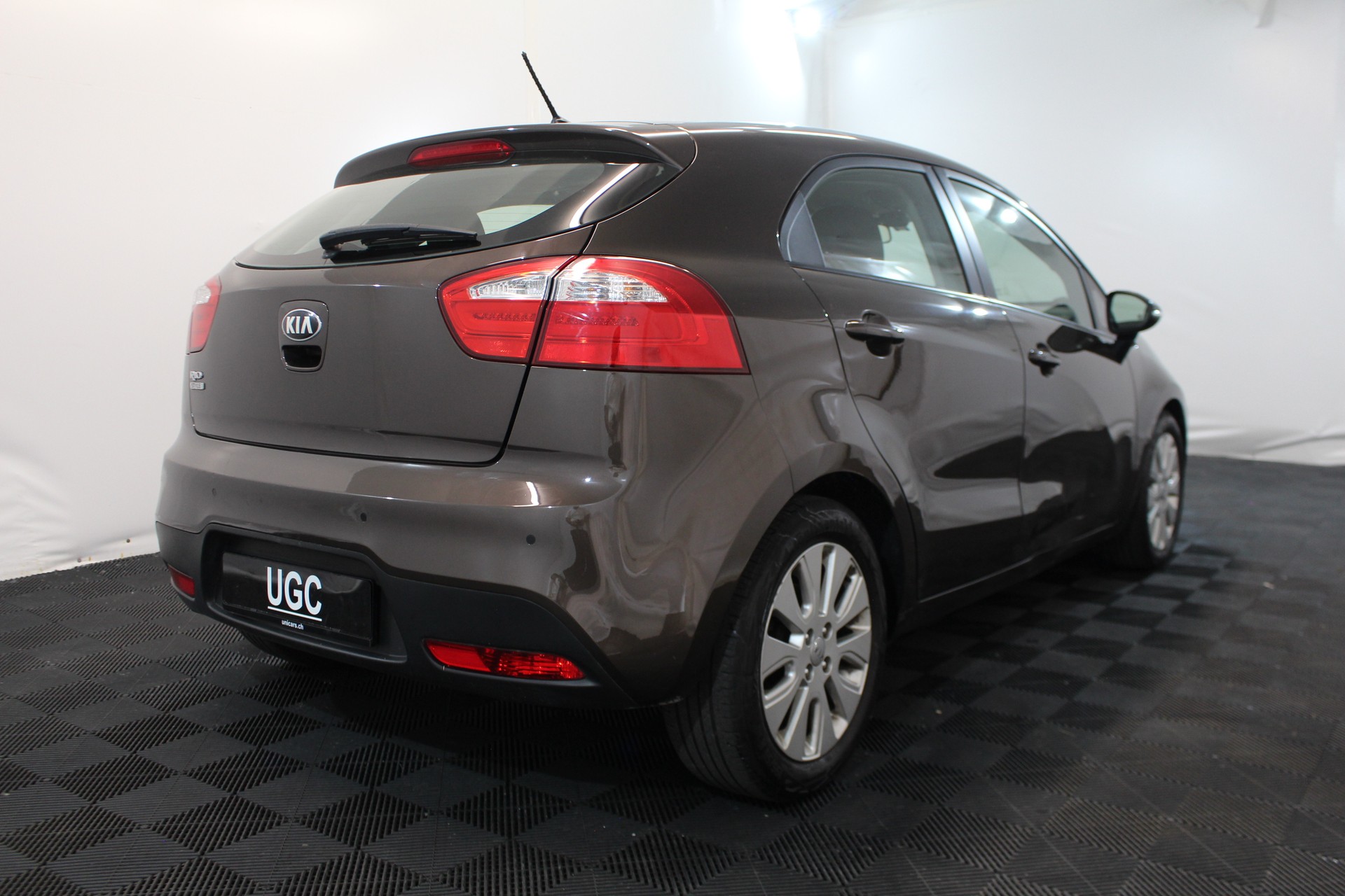 KIA Rio 1.4 CVVT Style-image-5