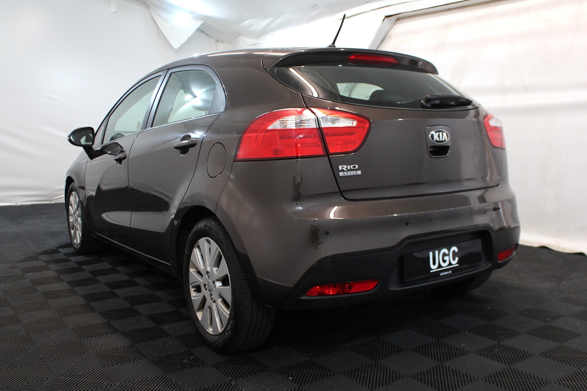 KIA Rio 1.4 CVVT Style-image-3