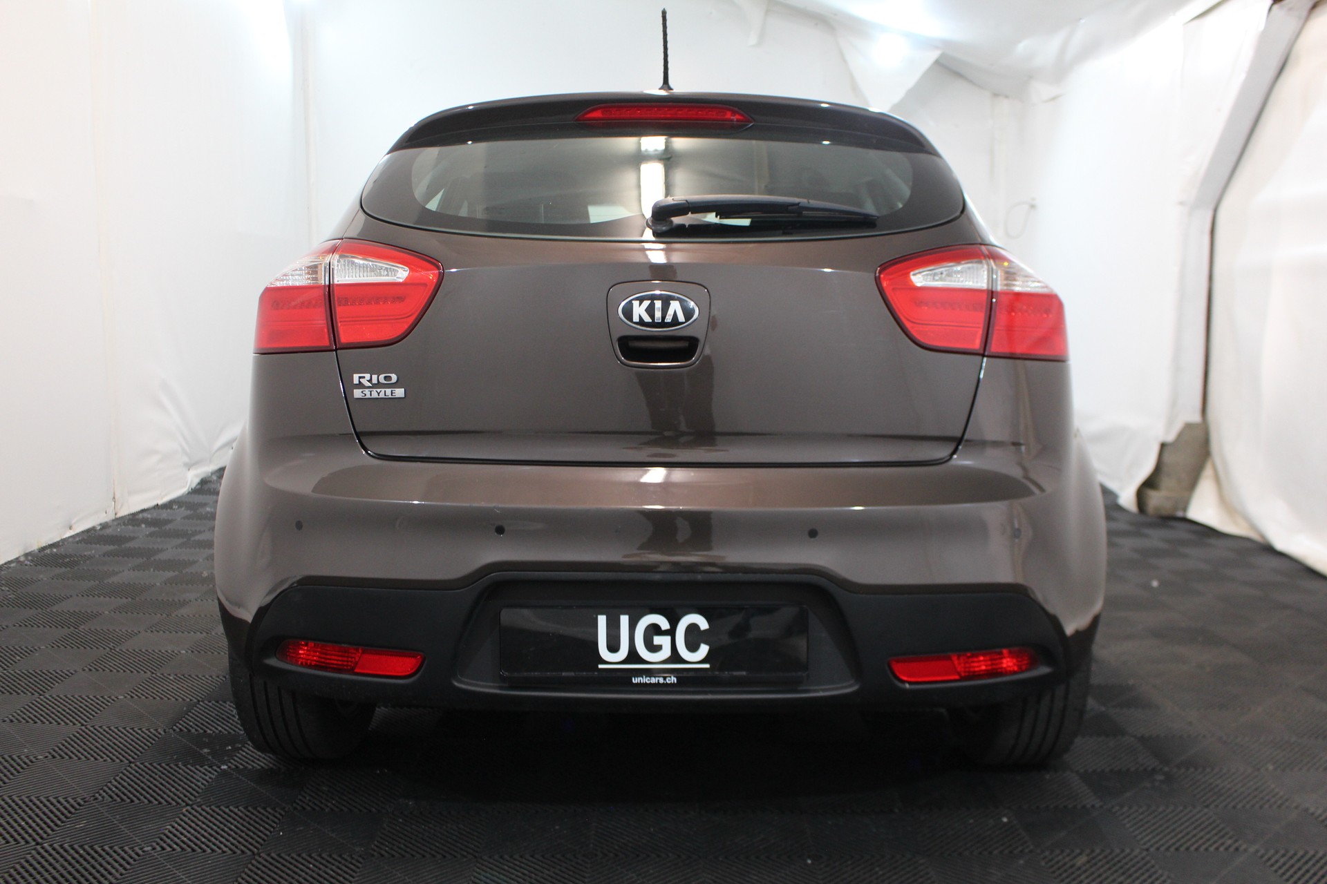 KIA Rio 1.4 CVVT Style-image-4