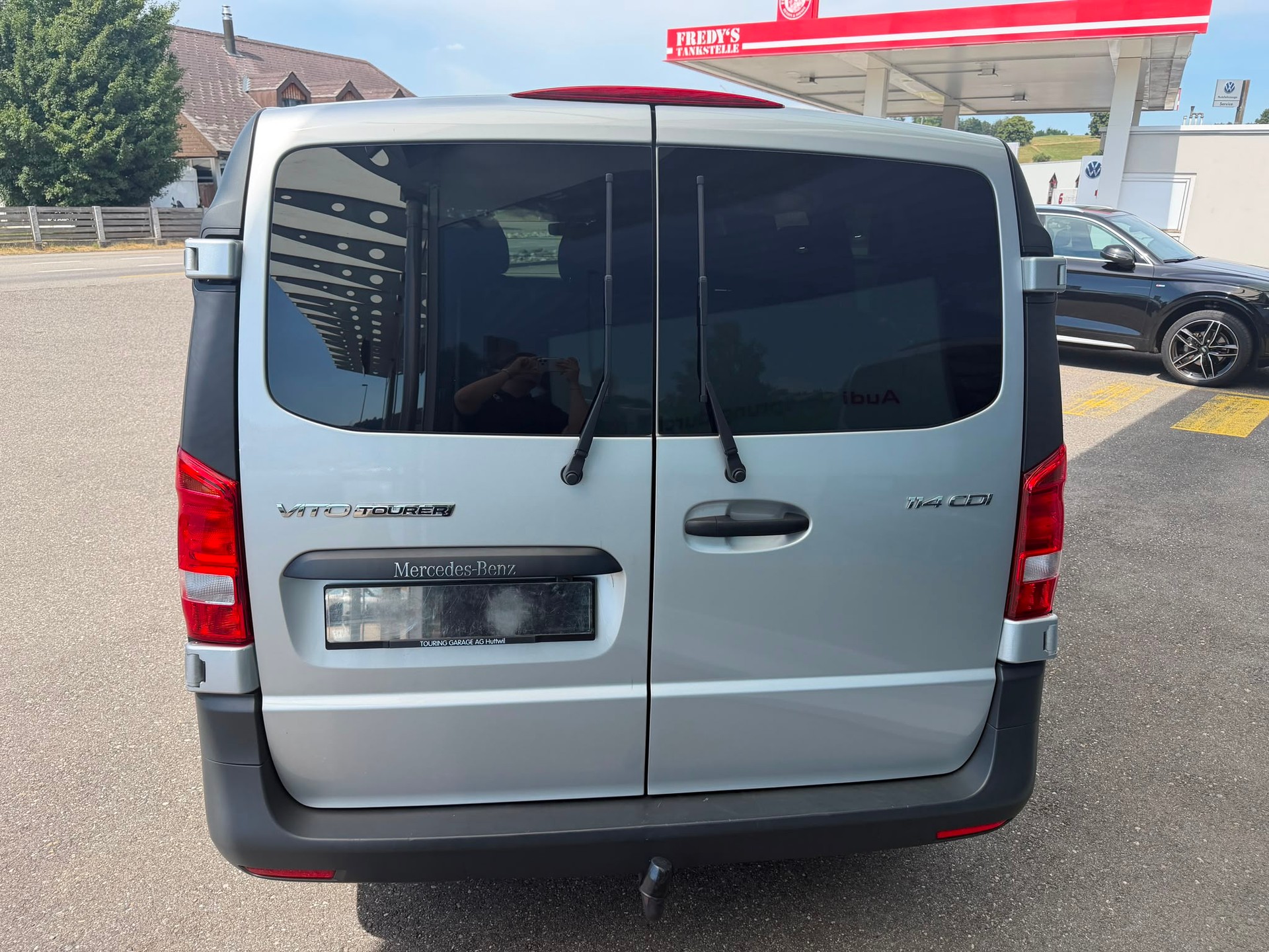 MERCEDES-BENZ VITO Tourer-image-3