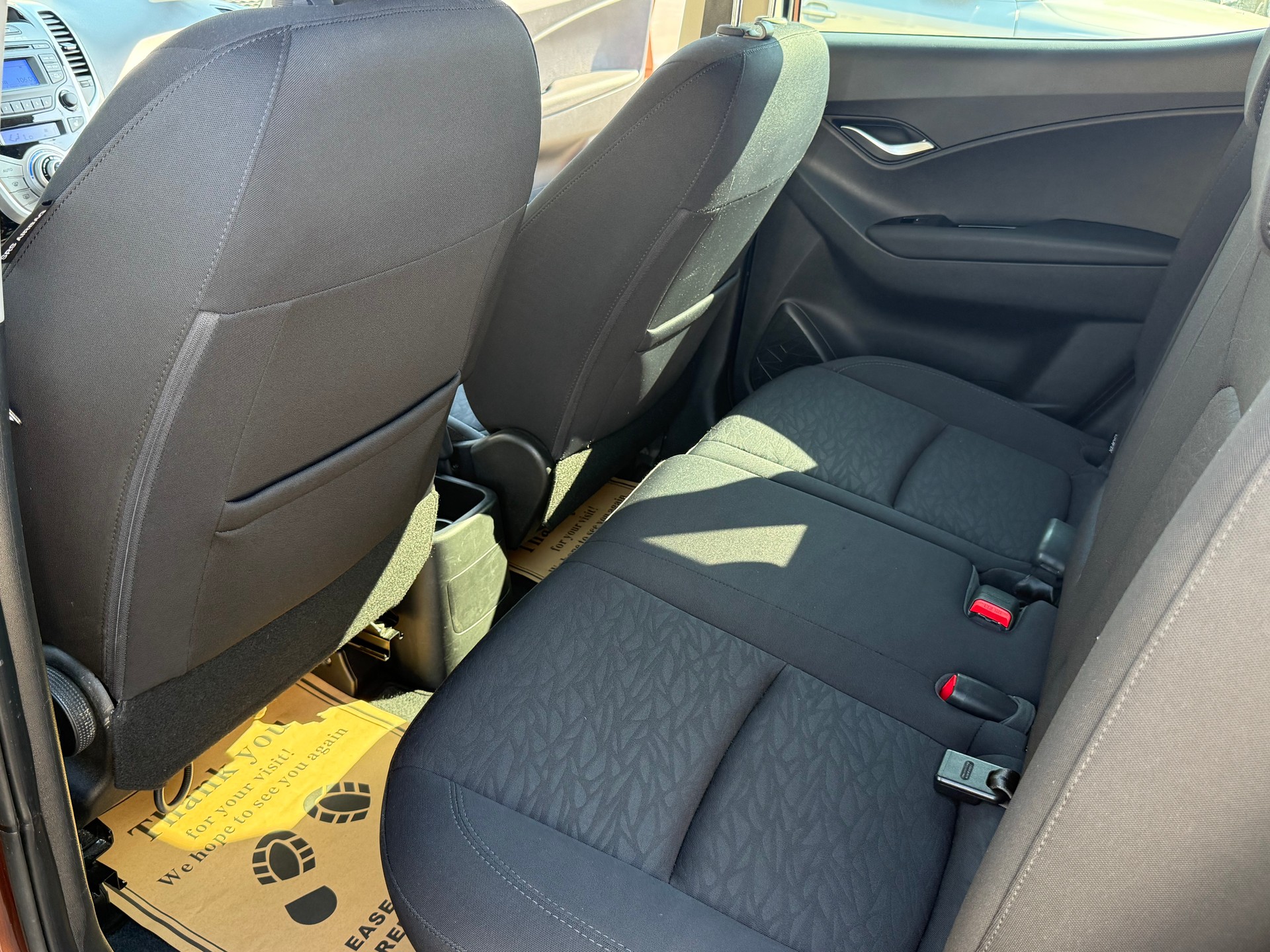 HYUNDAI iX20 1.6 Premium-image-12
