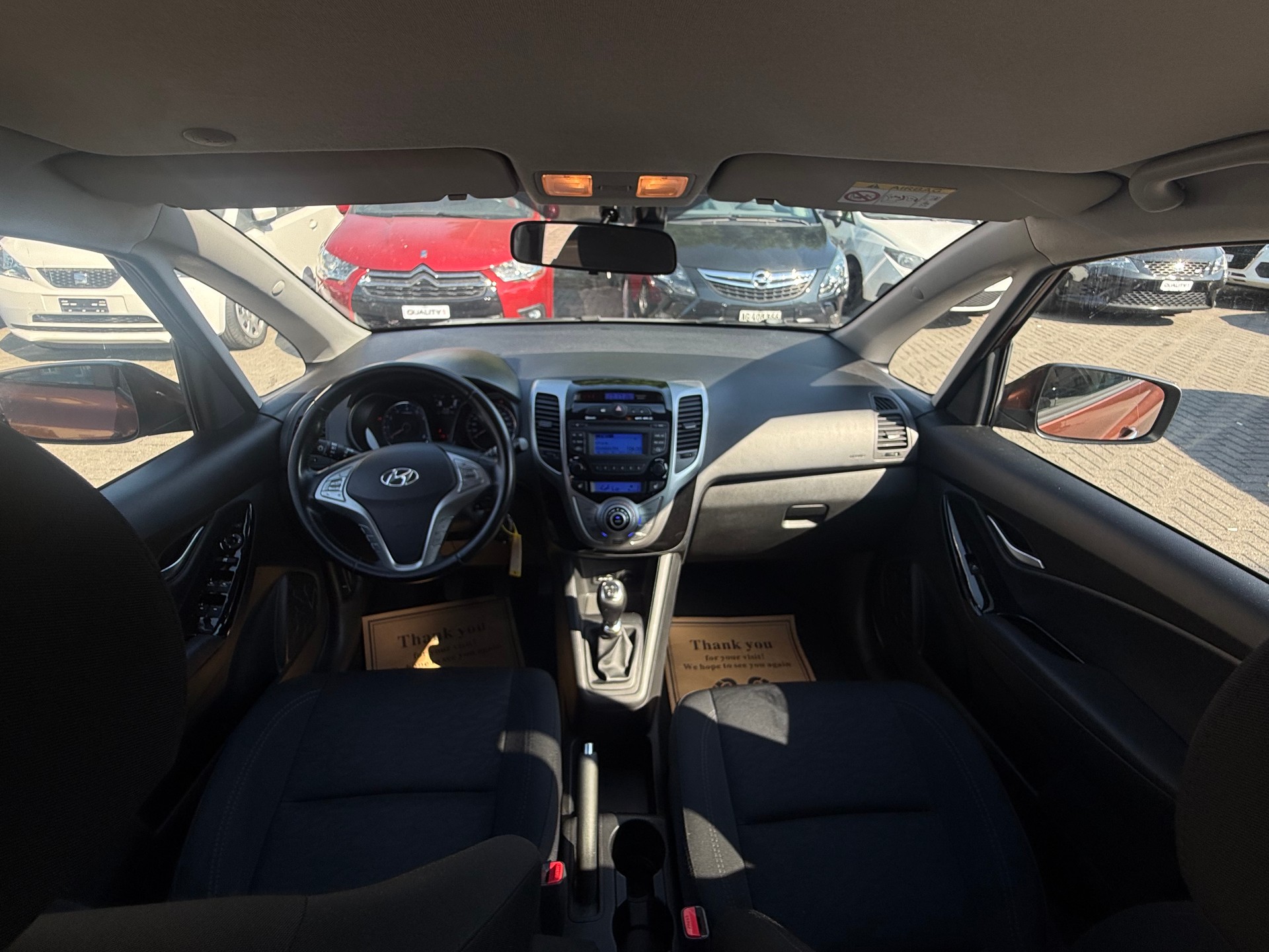 HYUNDAI iX20 1.6 Premium-image-8