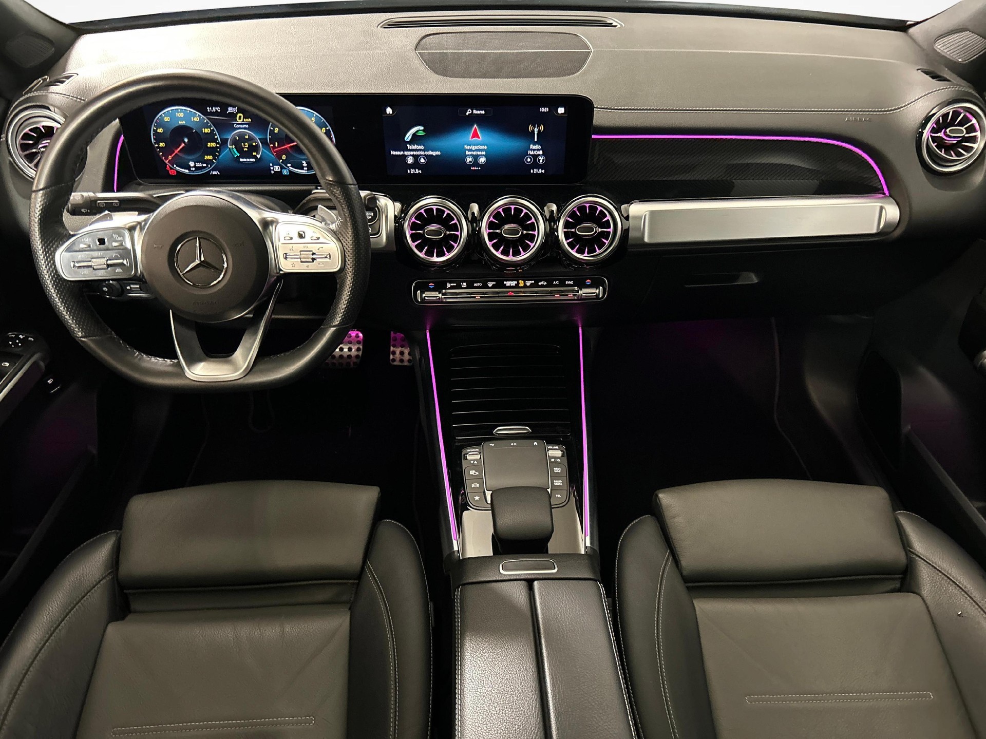 MERCEDES-BENZ GLB 250 AMG Line 4matic-image-6